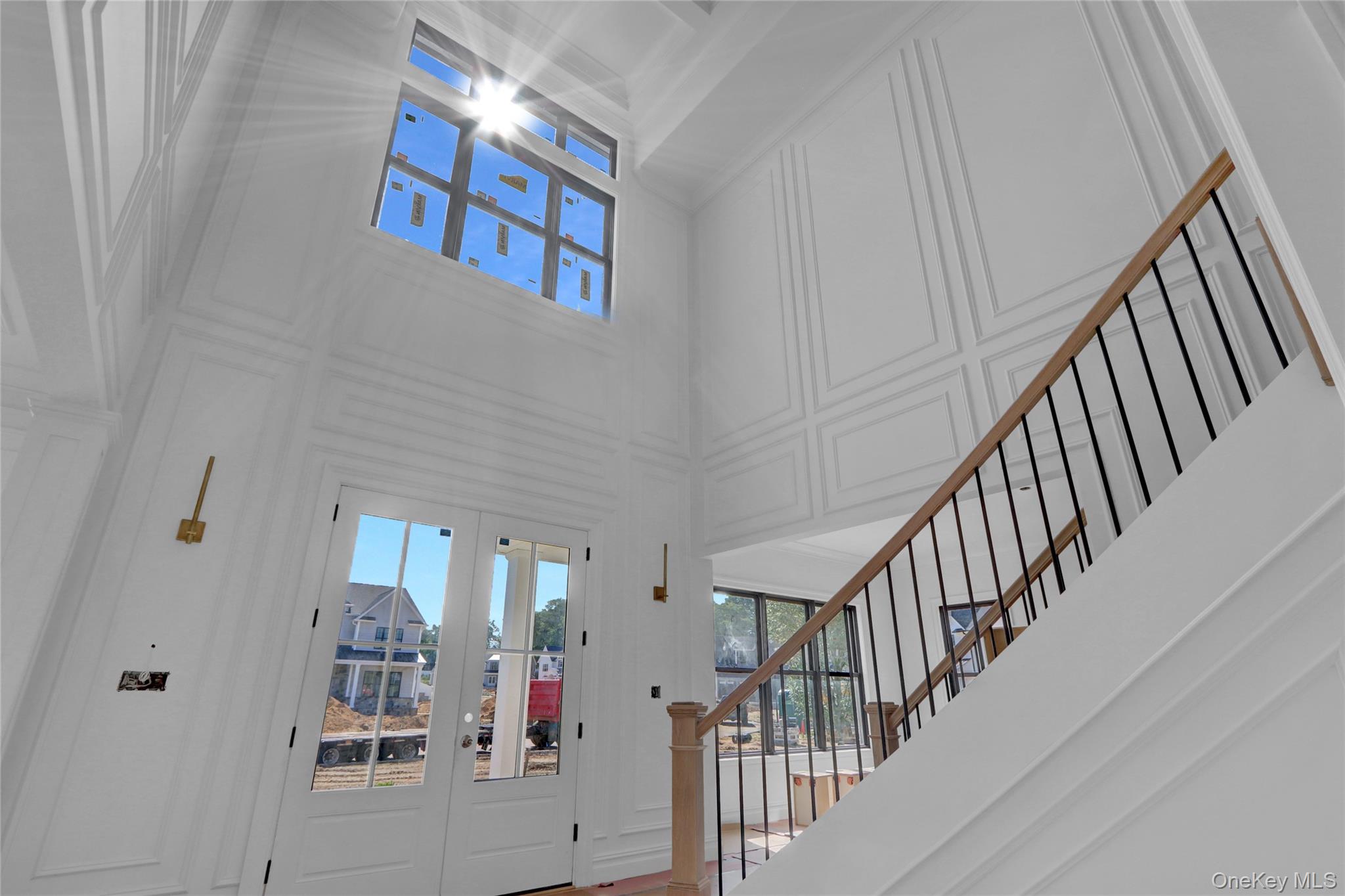 #2 photo, 24 Estates Circle, サフォーク郡 Melville , NY 11747