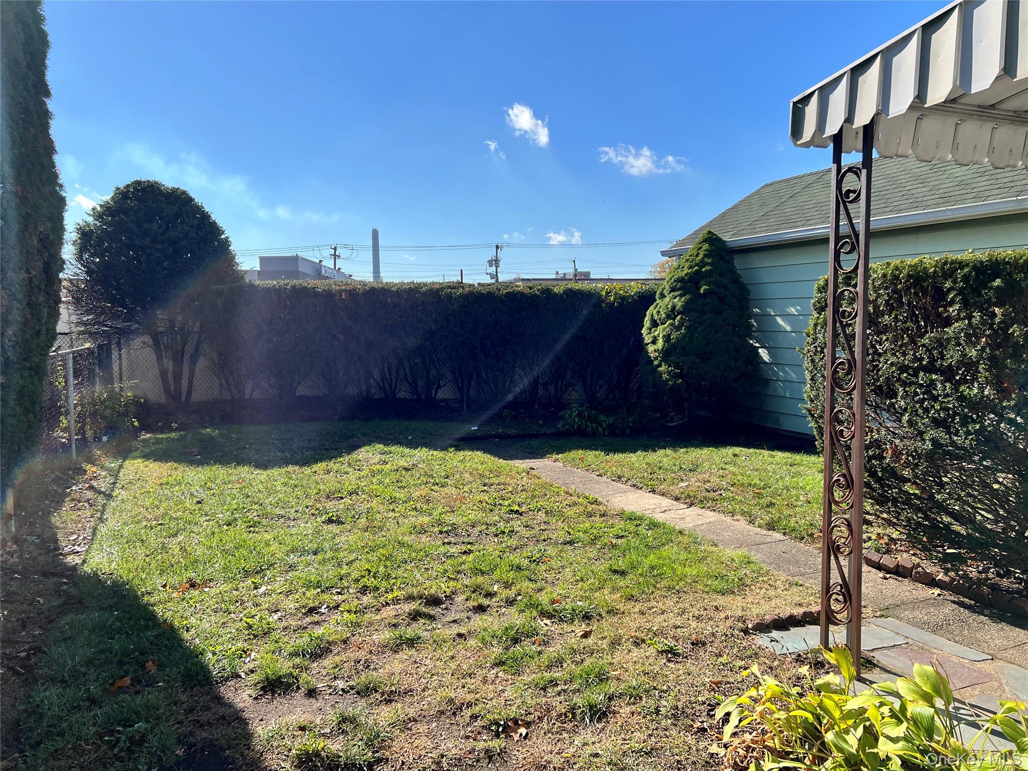 #3 photo, 40 Lafayette Avenue, Westbury , NY 11590