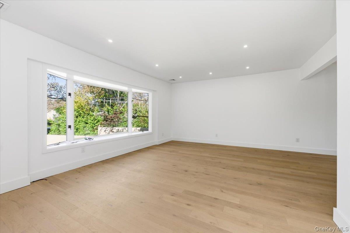 #4 photo, 559 Linda Lane, ナッソー郡 Woodmere , NY 11598