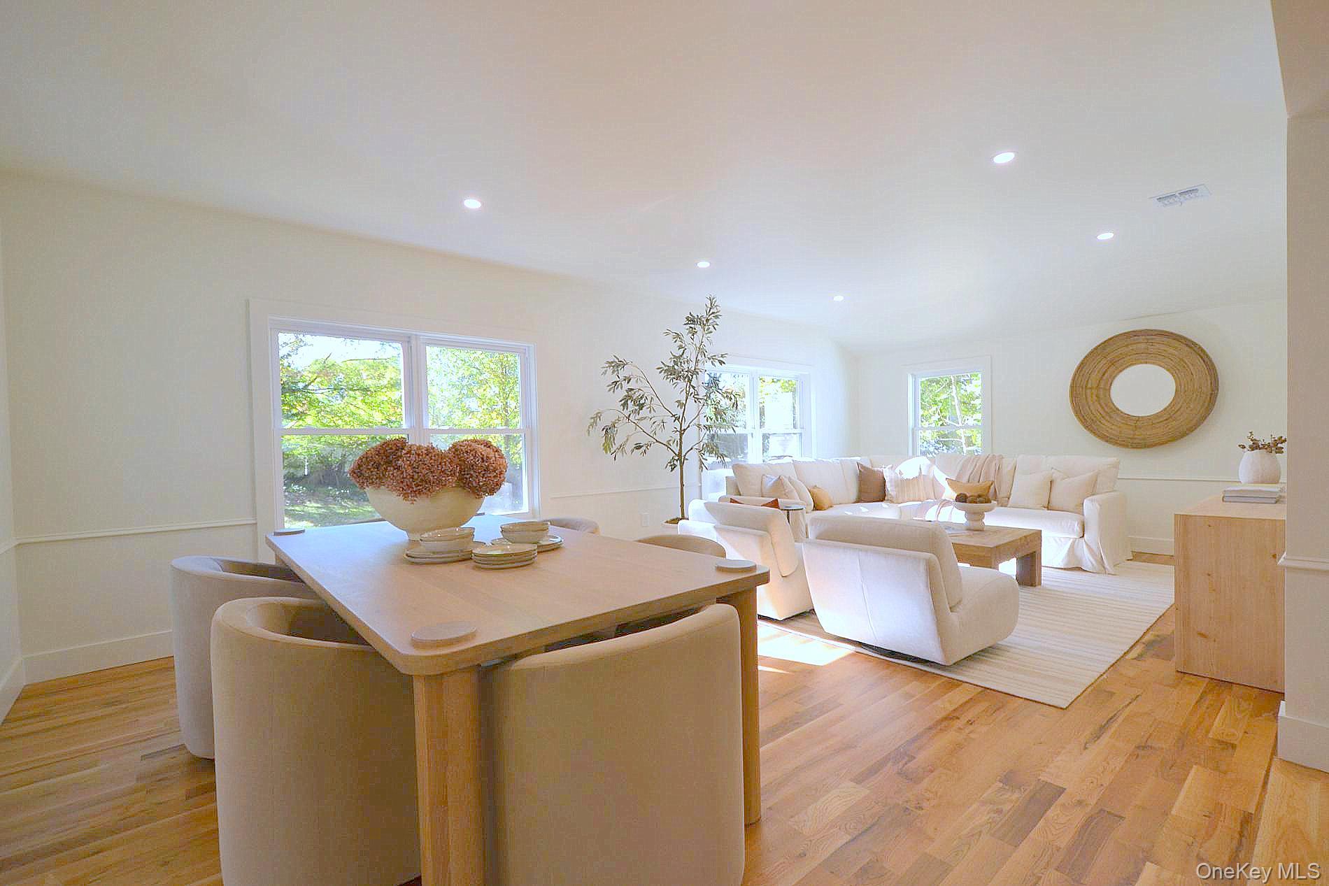 #11 photo, 317 Elwood Road, サフォーク郡 East Northport , NY 11731