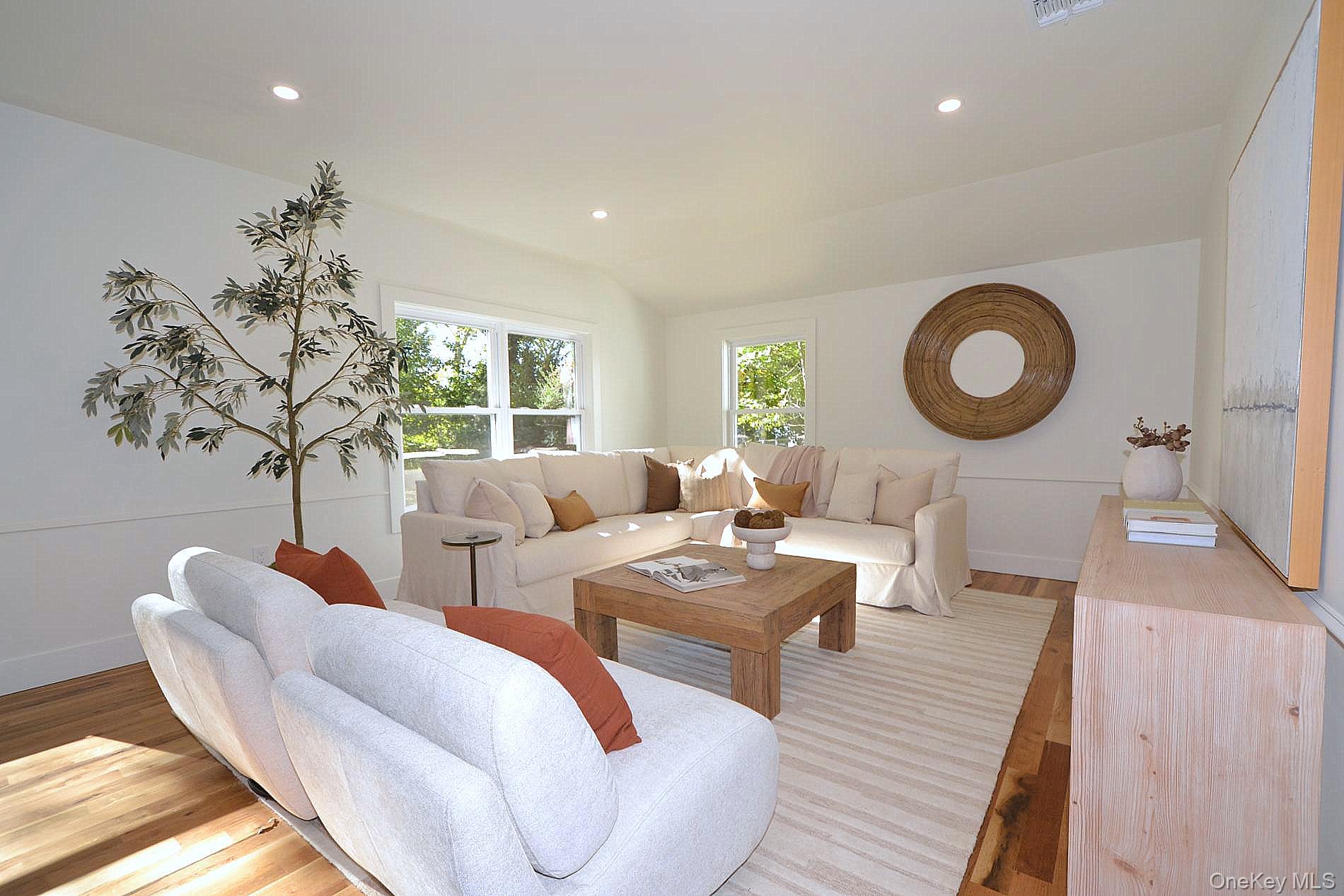 #12 photo, 317 Elwood Road, サフォーク郡 East Northport , NY 11731