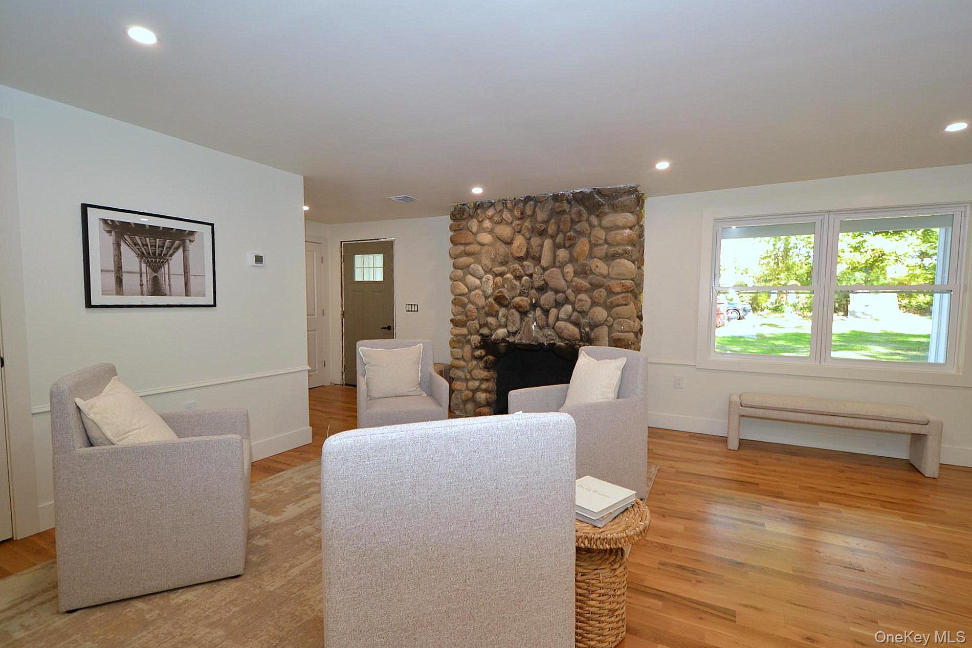 #18 photo, 317 Elwood Road, サフォーク郡 East Northport , NY 11731