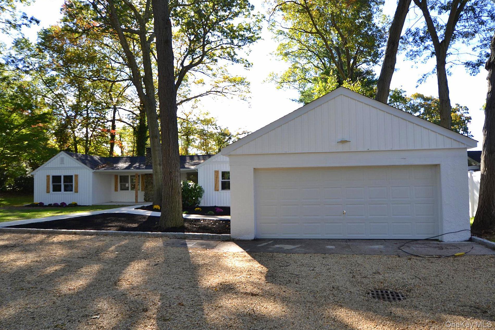 #2 photo, 317 Elwood Road, サフォーク郡 East Northport , NY 11731