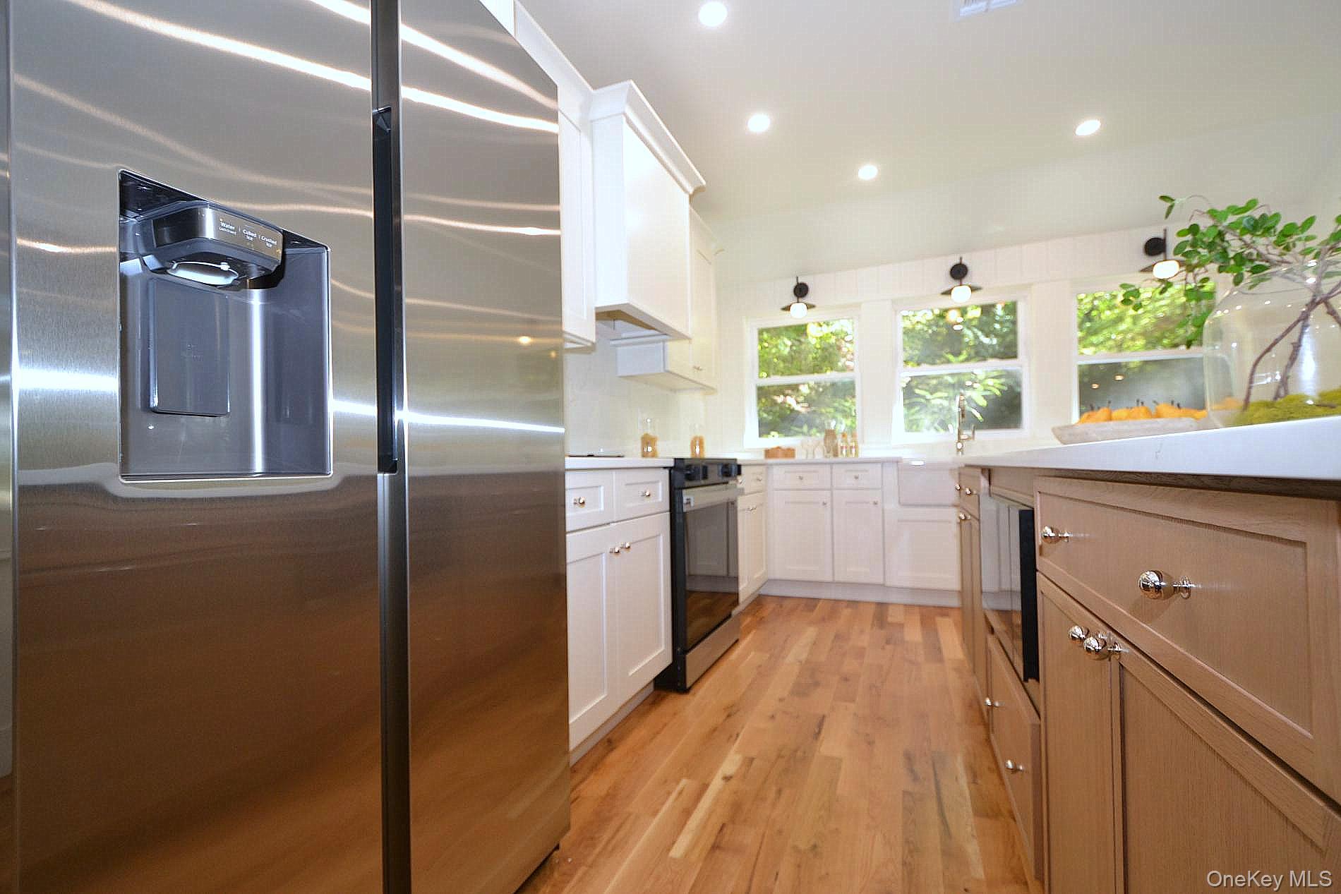 #4 photo, 317 Elwood Road, サフォーク郡 East Northport , NY 11731