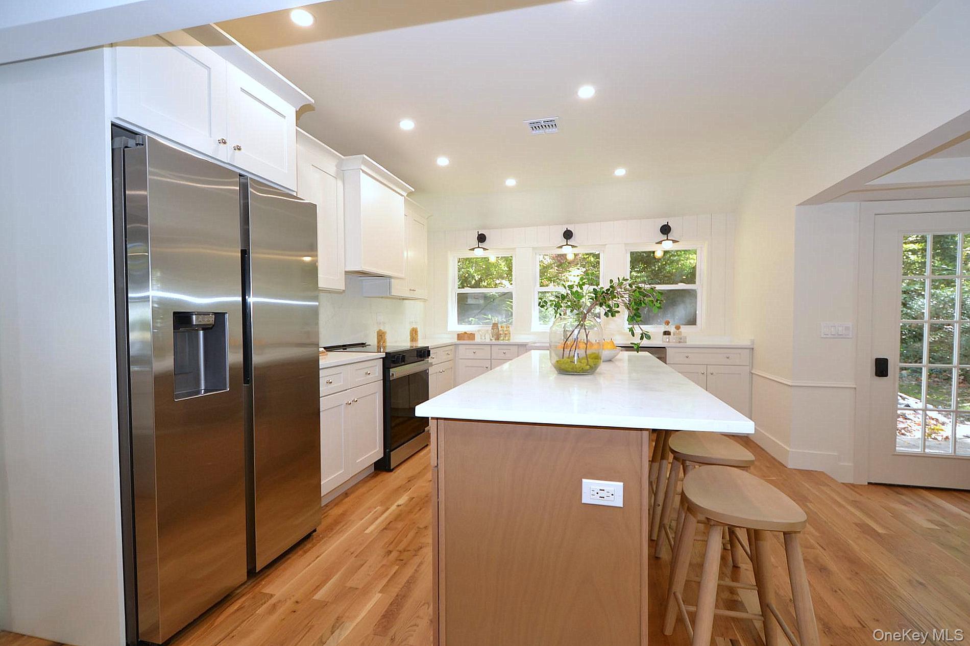 #7 photo, 317 Elwood Road, サフォーク郡 East Northport , NY 11731