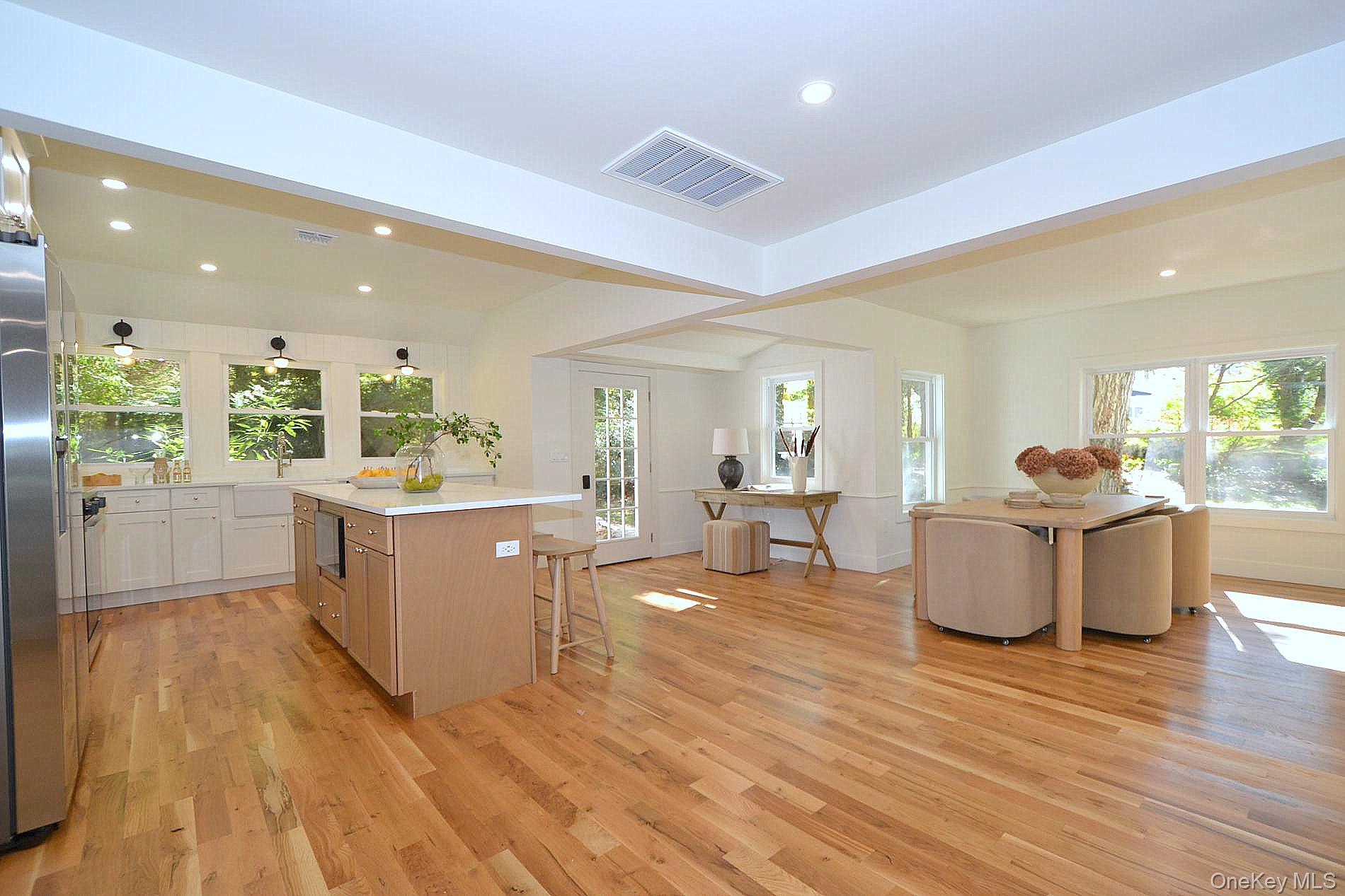 #8 photo, 317 Elwood Road, サフォーク郡 East Northport , NY 11731