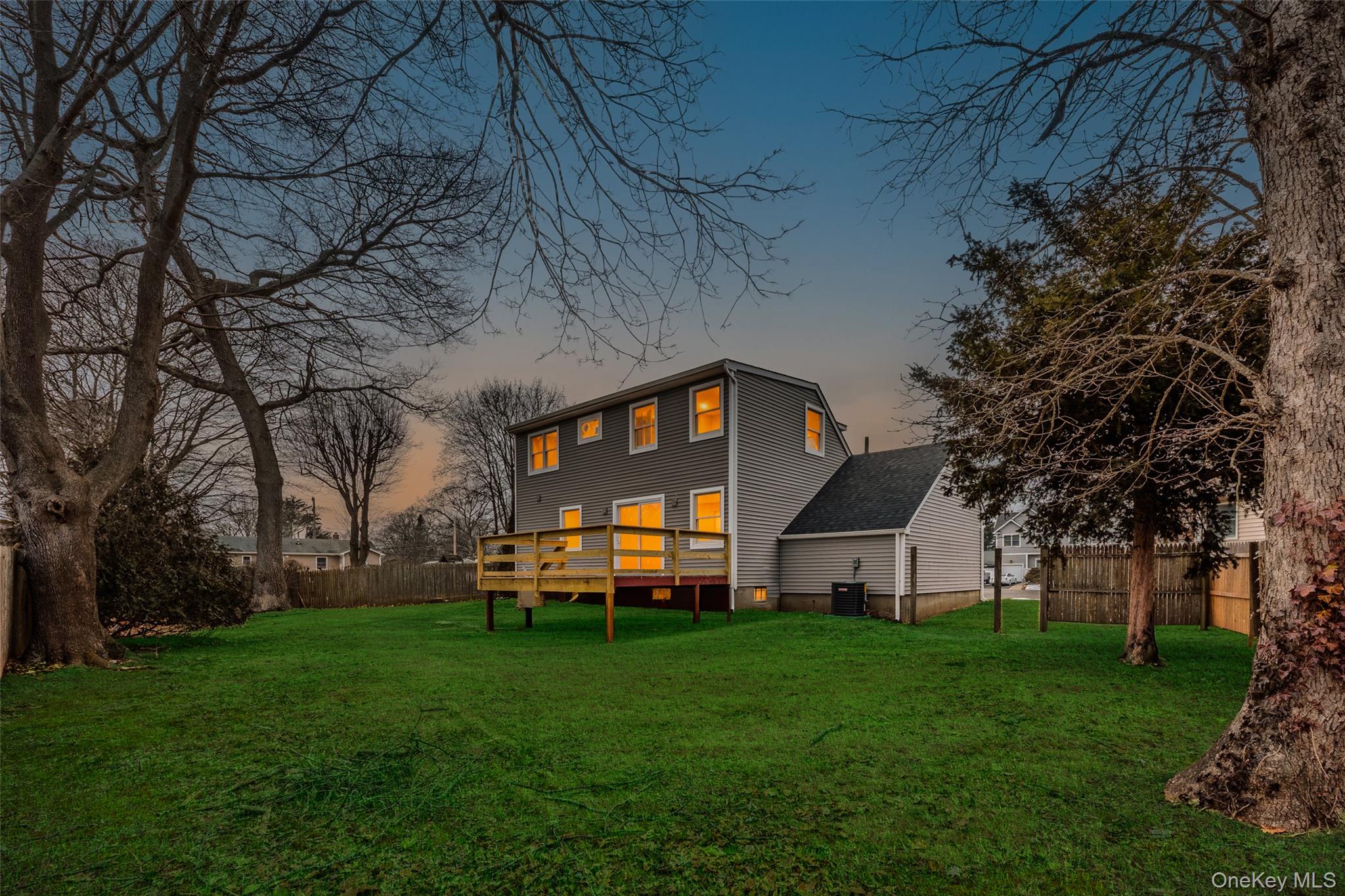 #18 photo, 6 Grand Haven Court, מחוז סאפוק Commack , NY 11725