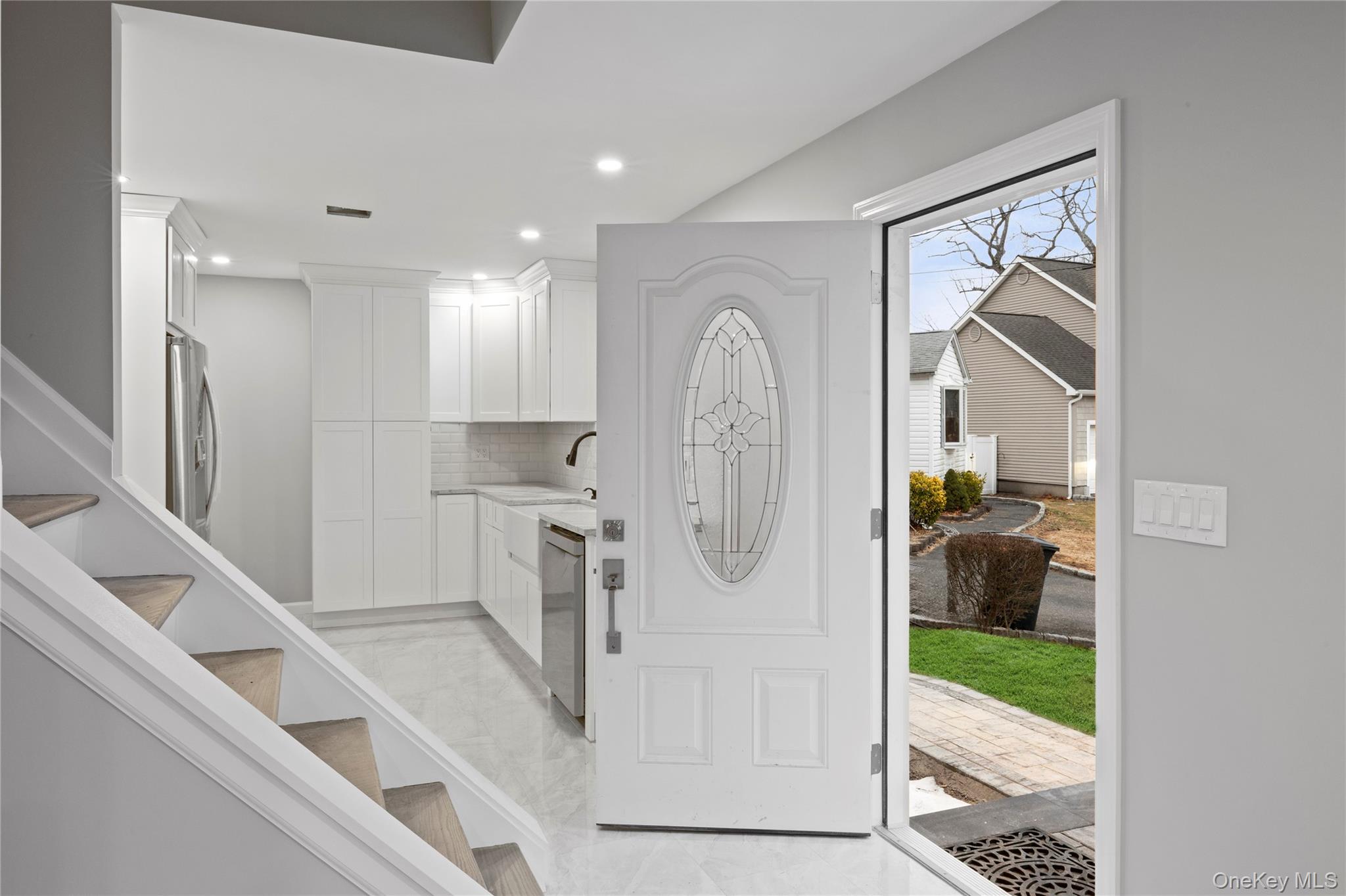 #3 photo, 6 Grand Haven Court, מחוז סאפוק Commack , NY 11725