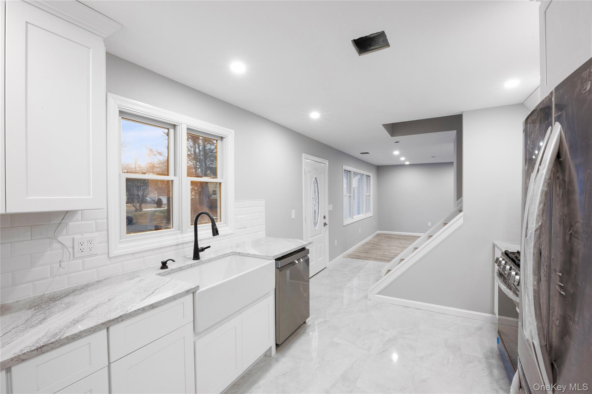 #5 photo, 6 Grand Haven Court, מחוז סאפוק Commack , NY 11725