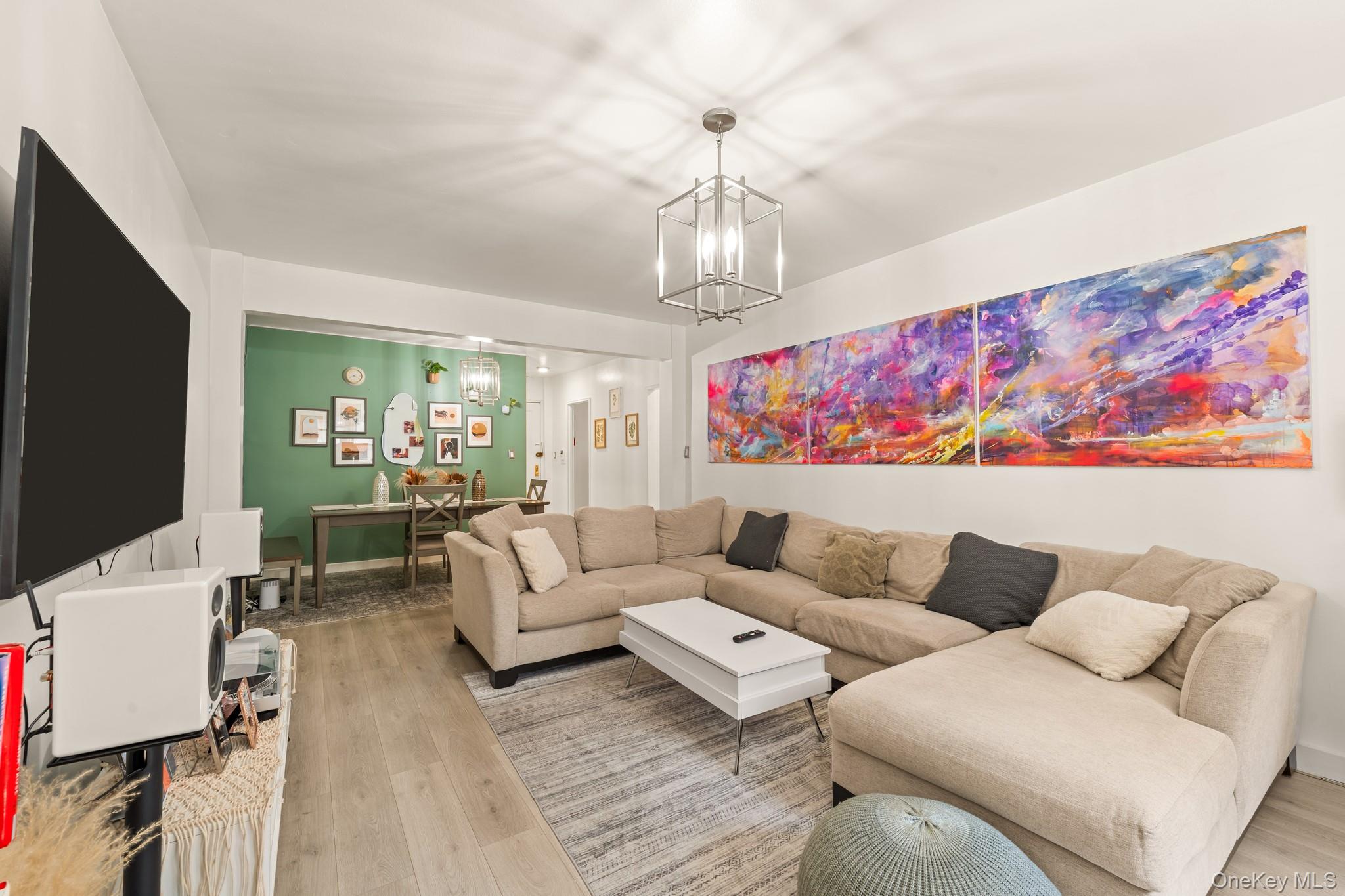 #4 photo, 37-20 87th Street, Jackson Heights , NY 11372