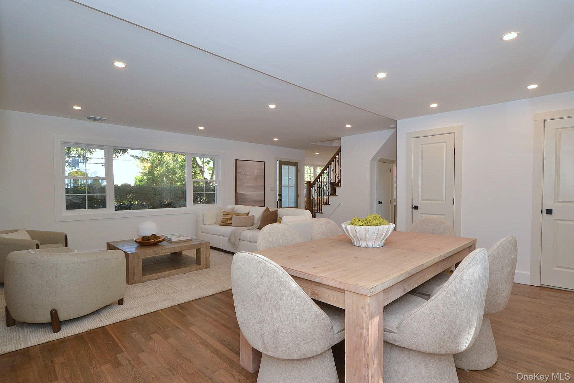 #6 photo, 26 Clinton Street, サフォーク郡 Center Moriches , NY 11934