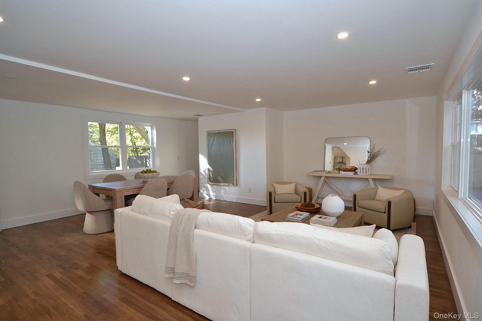 #8 photo, 26 Clinton Street, サフォーク郡 Center Moriches , NY 11934