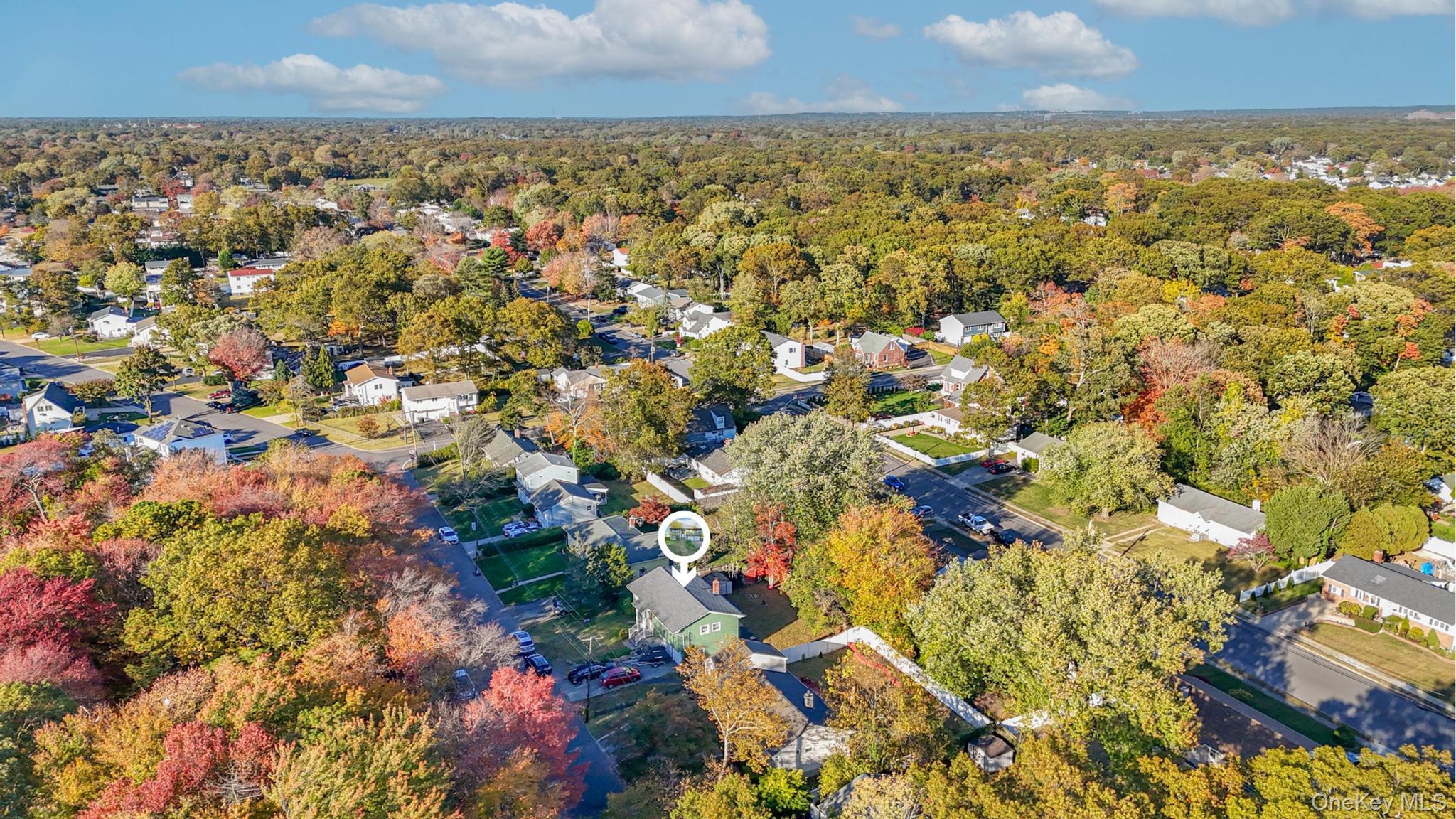 #16 photo, 1325 Saint Louis Avenue, Bay Shore , NY 11706