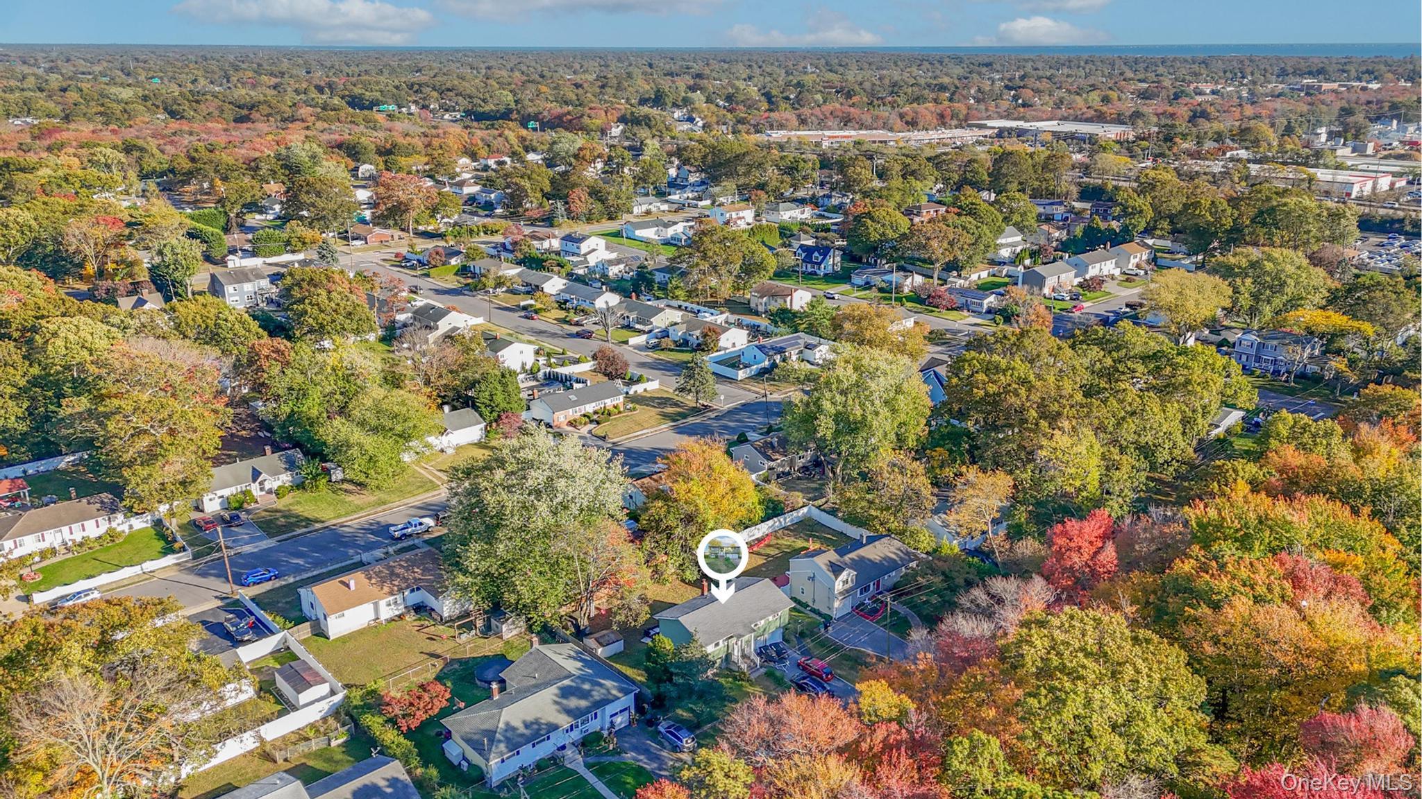 #18 photo, 1325 Saint Louis Avenue, Bay Shore , NY 11706