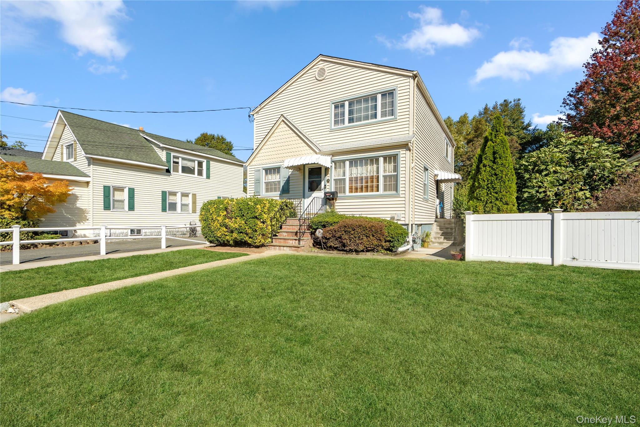 #2 photo, 59 Wood Street, ナッソー郡 Lynbrook , NY 11563