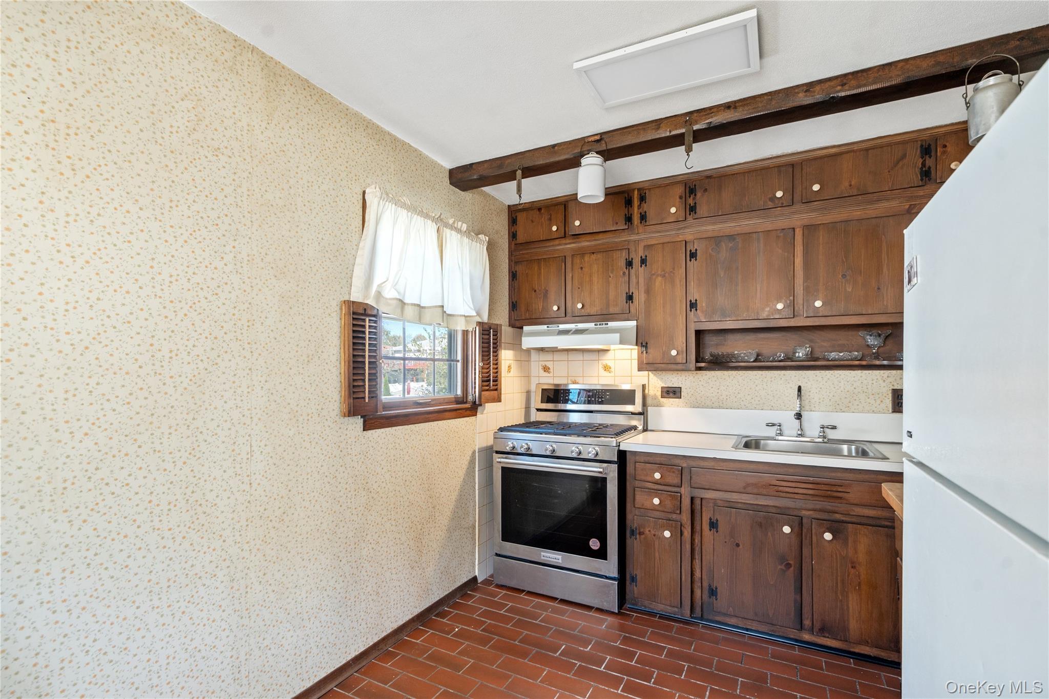 #6 photo, 59 Wood Street, ナッソー郡 Lynbrook , NY 11563