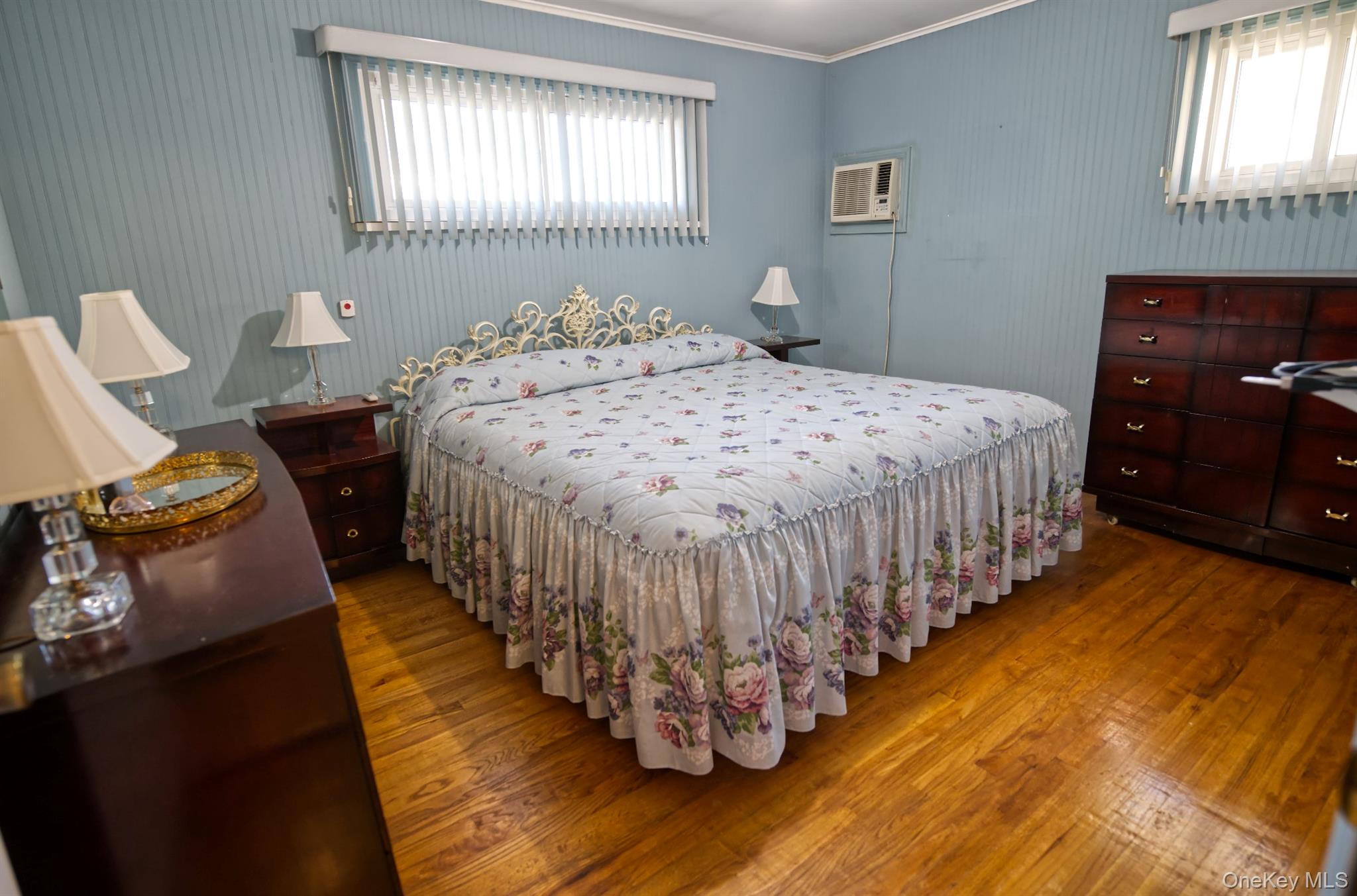 #16 photo, 1943 Cole Drive, ナッソー郡 East Meadow , NY 11554