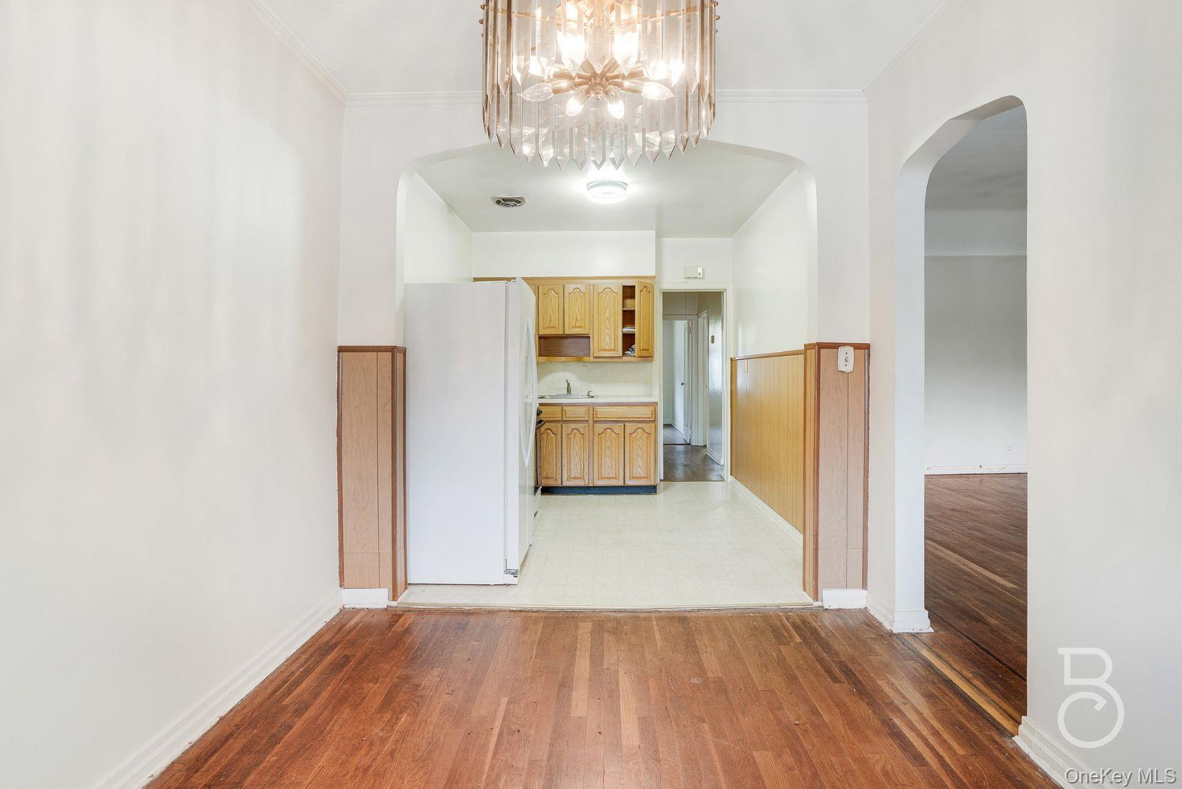 #4 photo, 57-57 81st Street, クイーンズ区 Middle Village , NY 11379