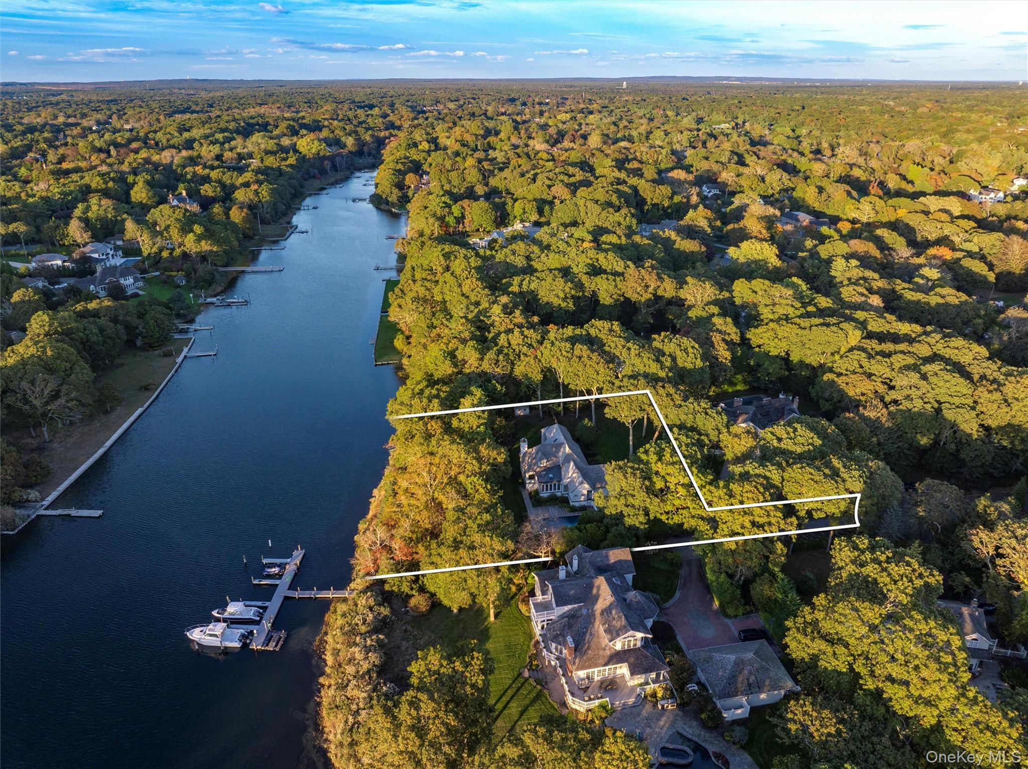 #13 photo, 8 Fish Creek Lane, サフォーク郡 Remsenburg , NY 11960