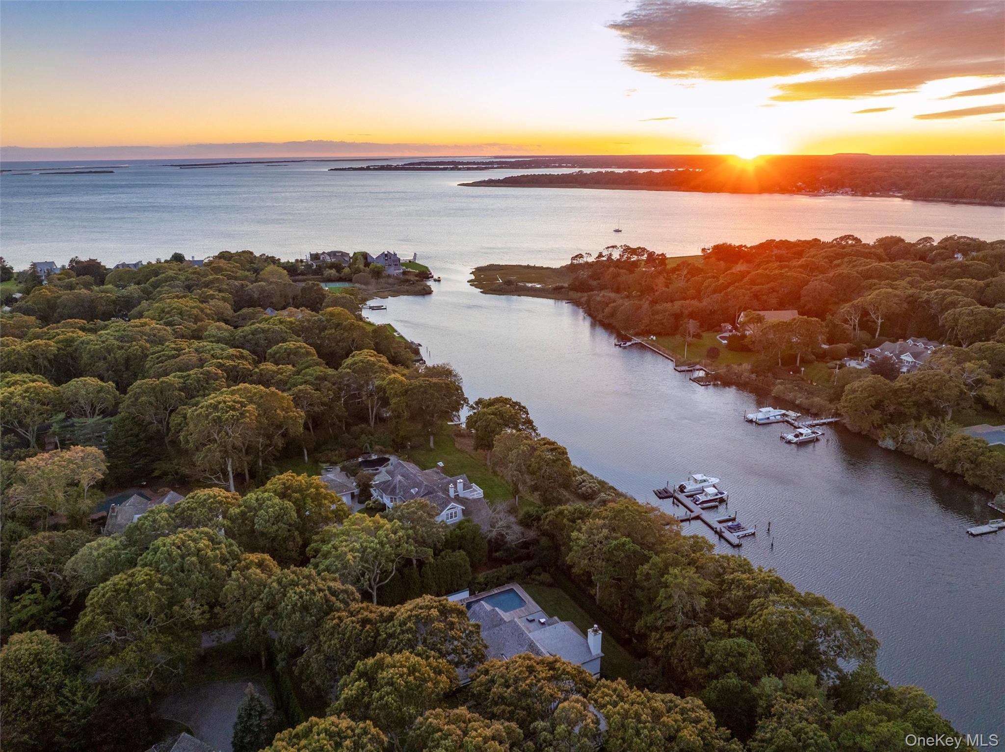 #2 photo, 8 Fish Creek Lane, サフォーク郡 Remsenburg , NY 11960