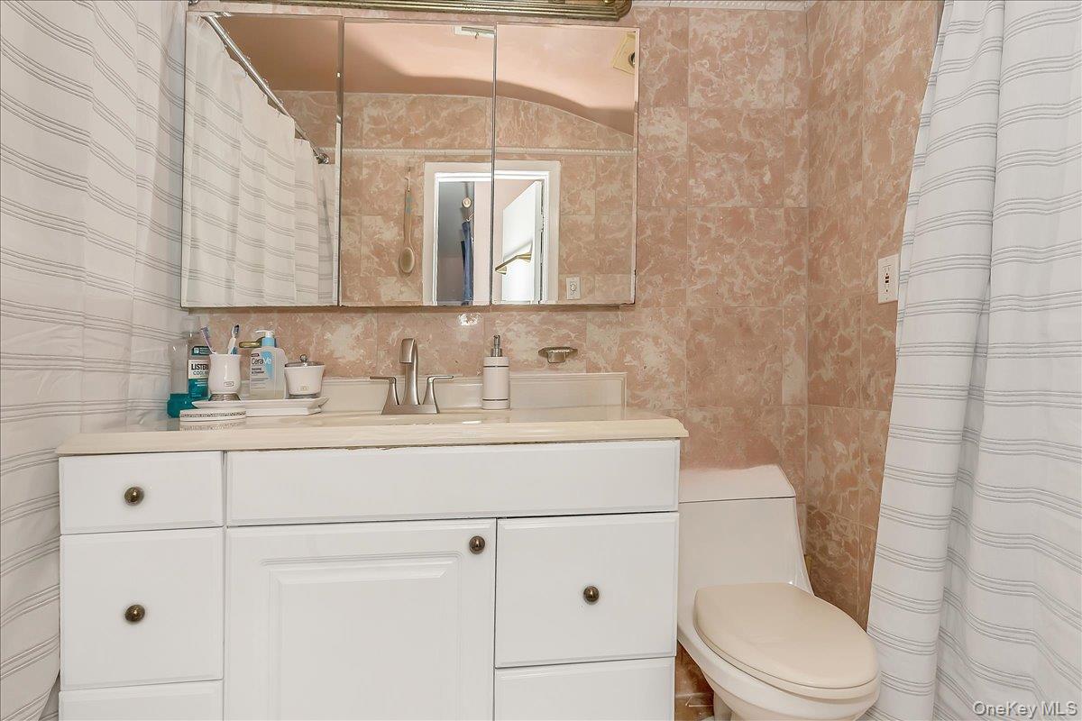 #11 photo, 21 Vanderbilt Way, ナッソー郡 Valley Stream , NY 11581