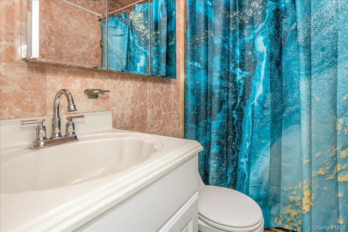 #14 photo, 21 Vanderbilt Way, ナッソー郡 Valley Stream , NY 11581