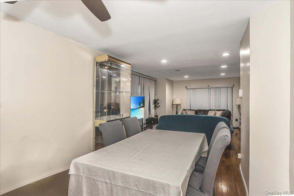 #5 photo, 21 Vanderbilt Way, ナッソー郡 Valley Stream , NY 11581