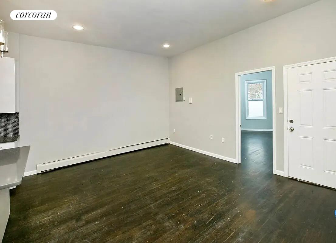 #4 photo, Brooklyn, ブルックリン区 Bushwick , NY 11221