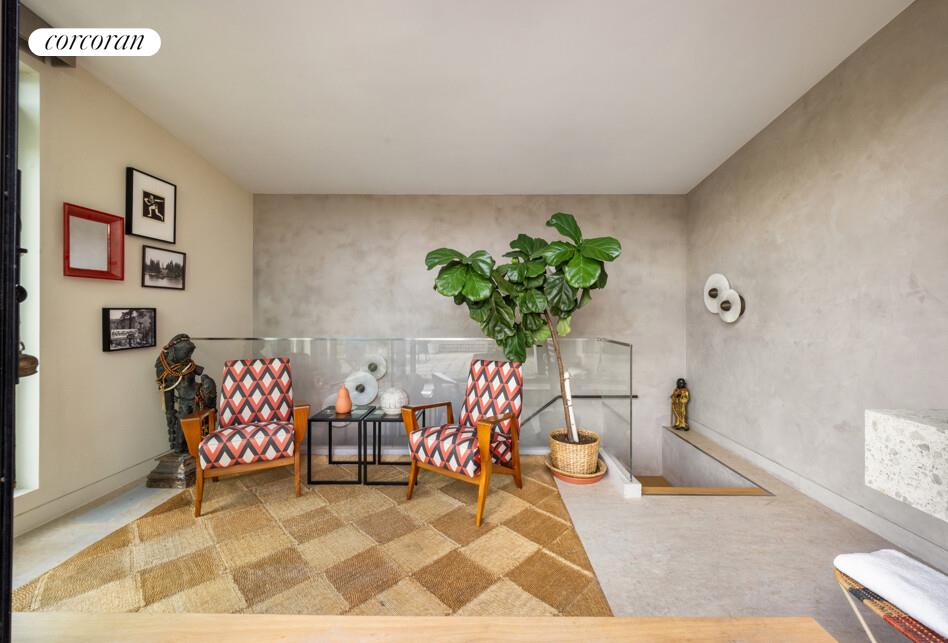 #20 photo, 65 W 13th Street, Greenwich Village , NY 10011