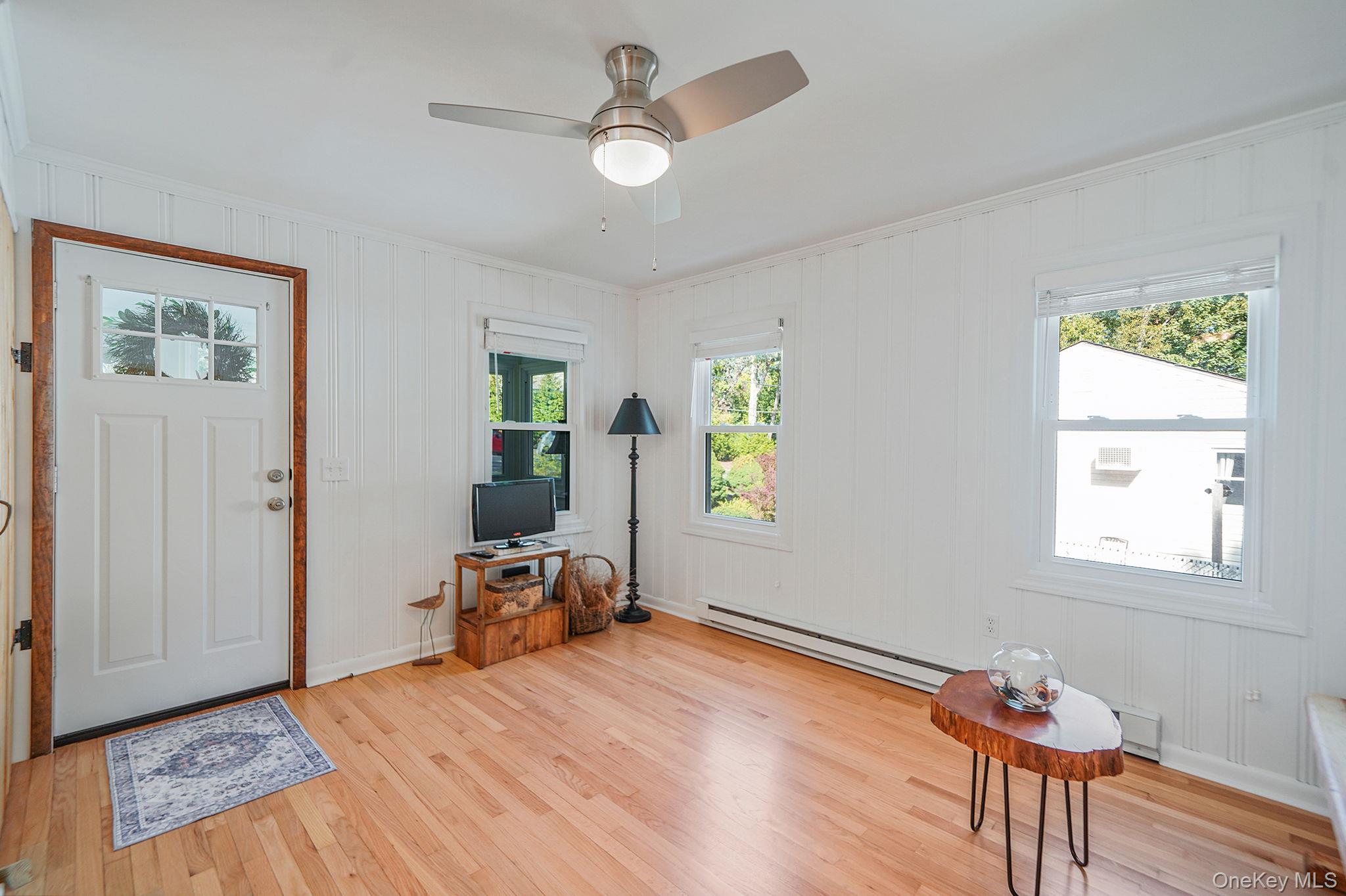 #8 photo, 4 Wyandanch Trail, サフォーク郡 Ridge , NY 11961