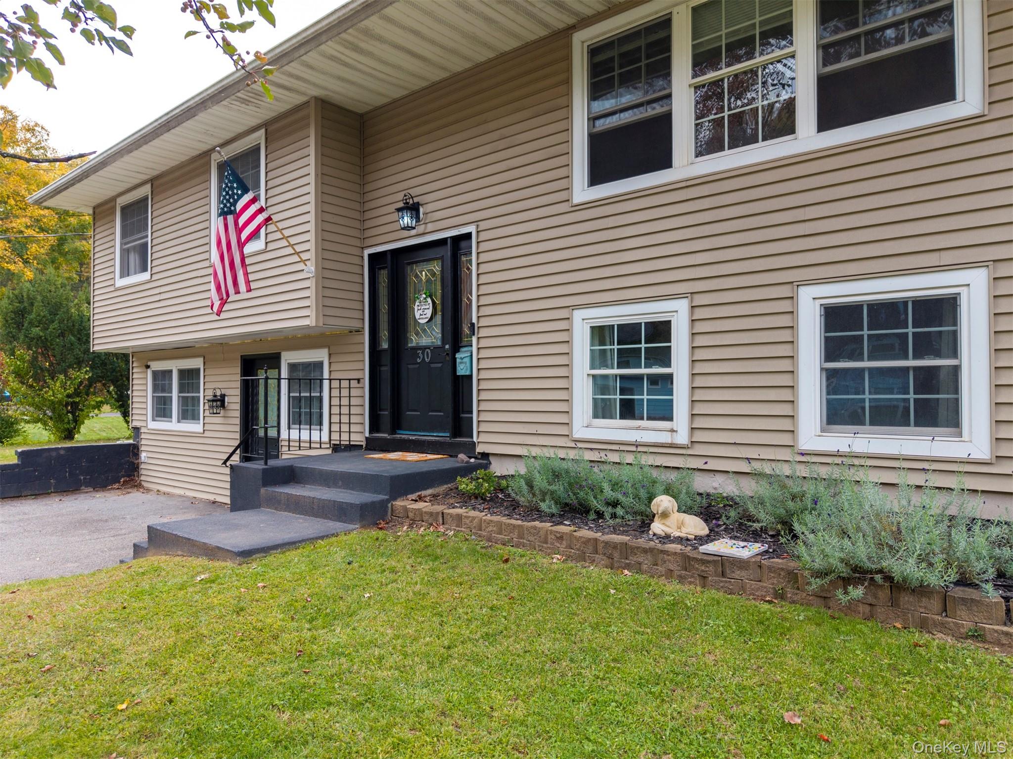 #3 photo, 30 Willow Road, Saugerties , NY 12477