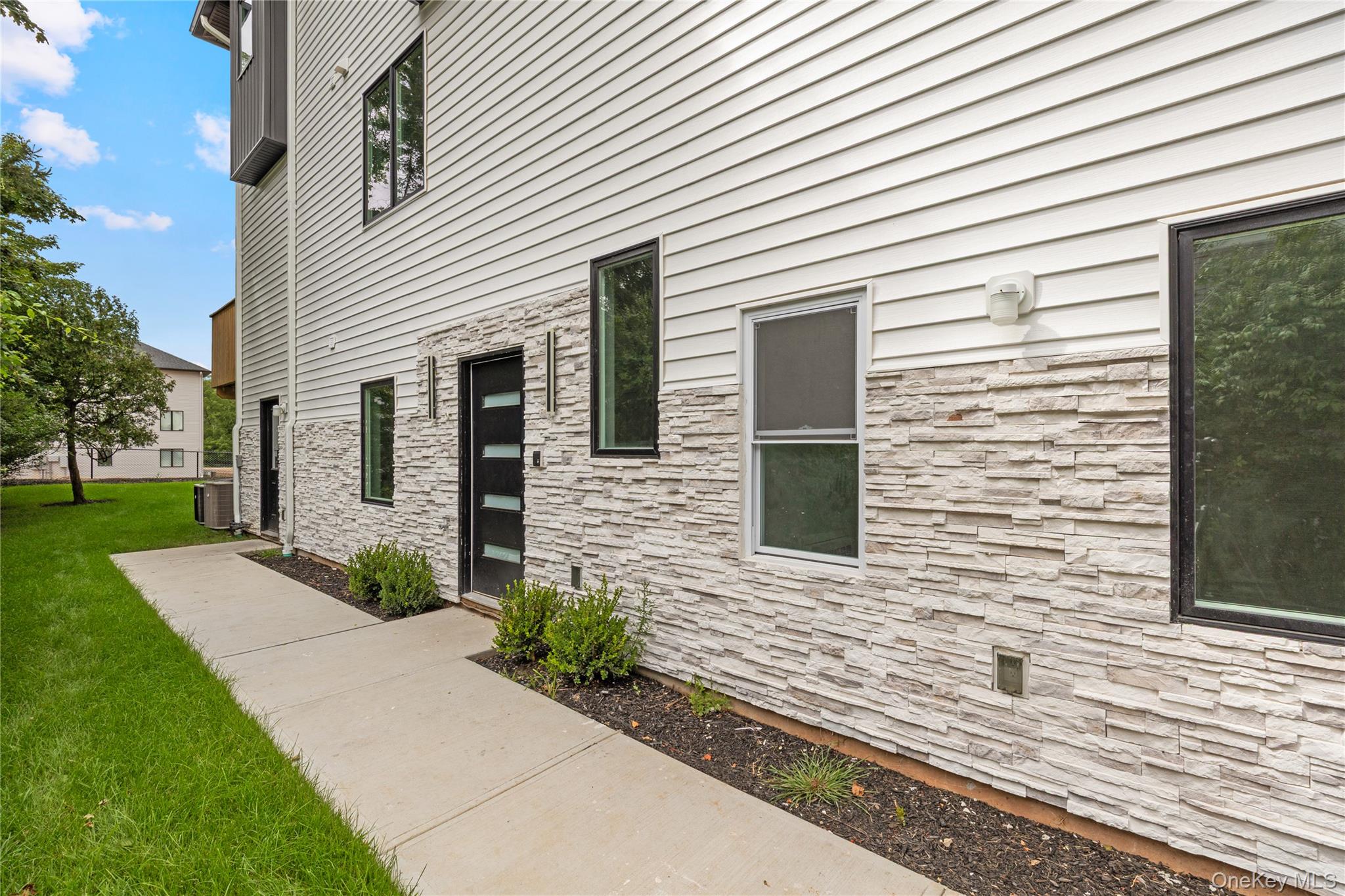 #2 photo, 115 S Madison Avenue, Spring Valley , NY 10977