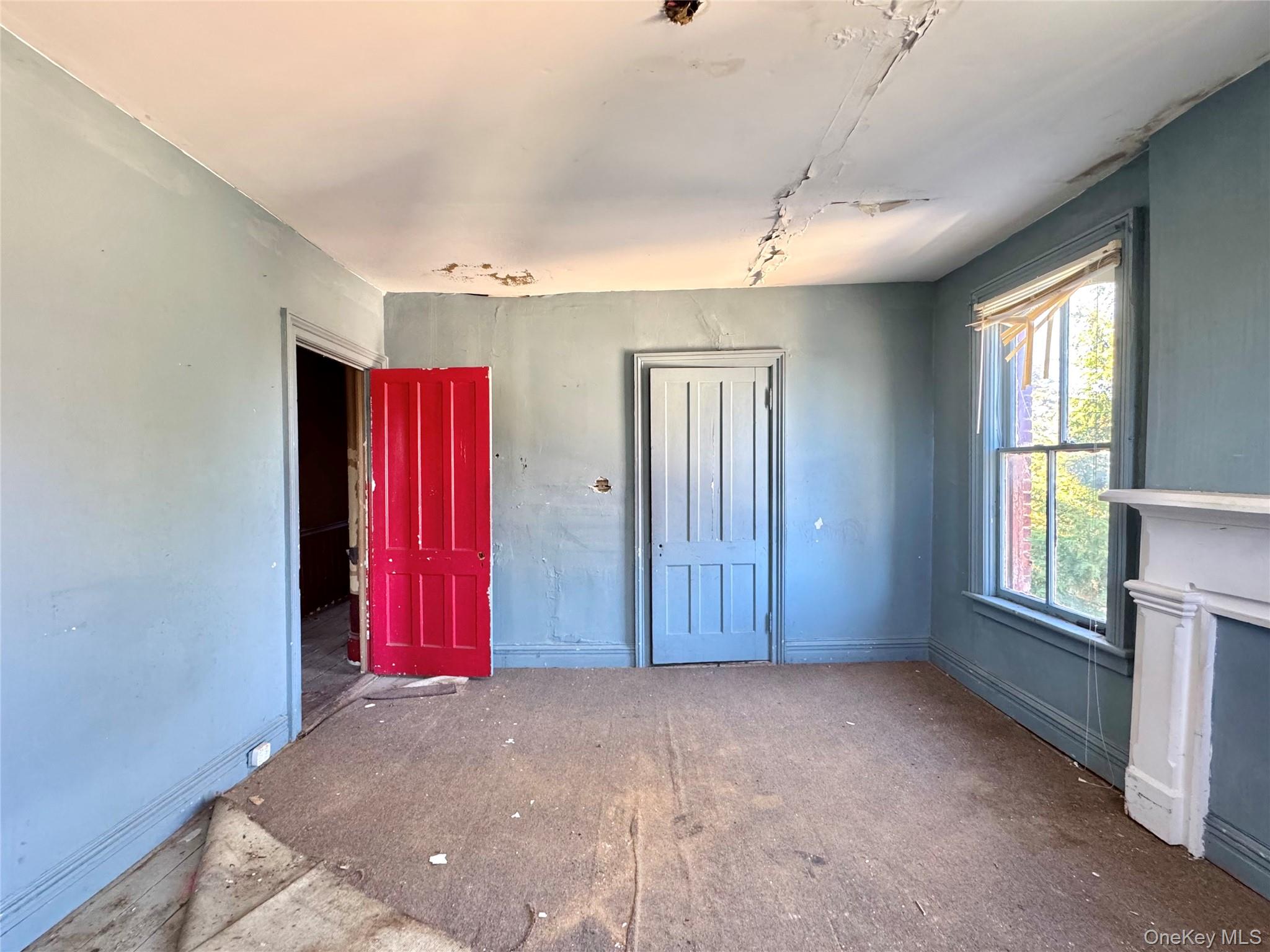 #8 photo, 8 Howell Street, Catskill , NY 12414