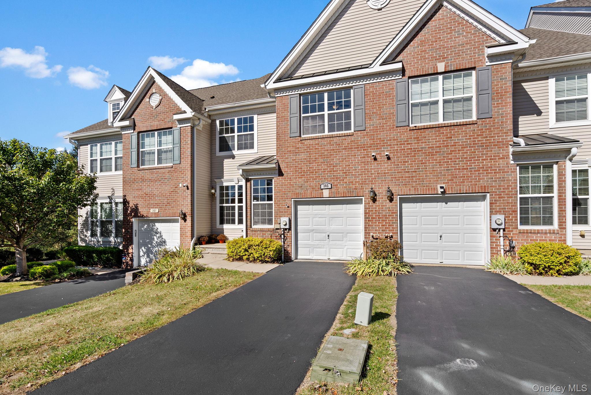 #2 photo, 305 Balsam Drive, New Windsor , NY 12553