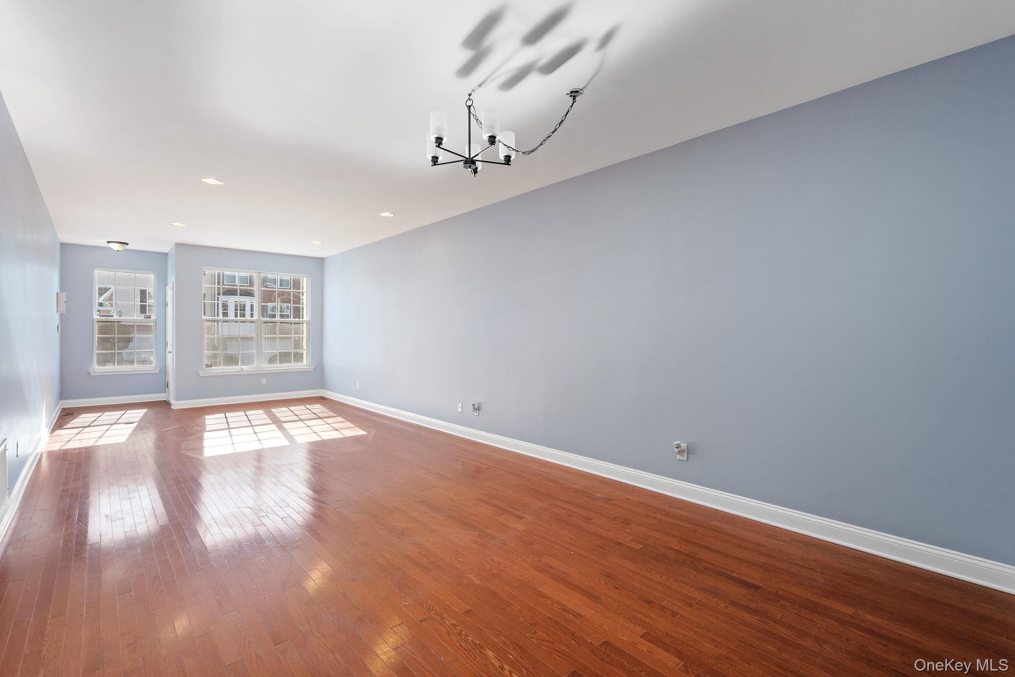 #7 photo, 305 Balsam Drive, New Windsor , NY 12553