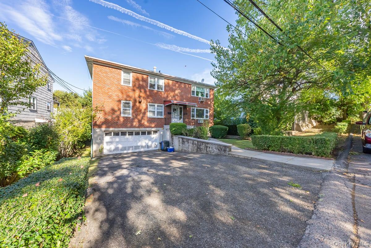 #2 photo, 15 Stevens Avenue, Yonkers , NY 10704