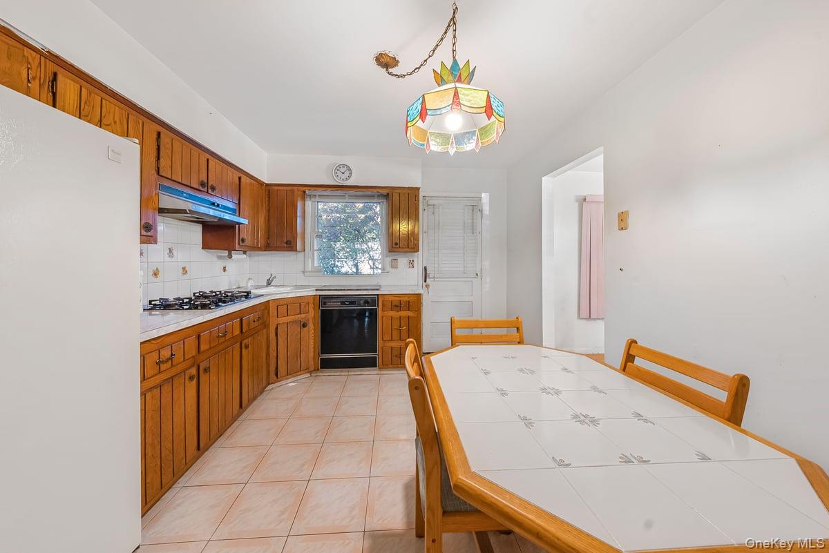 #6 photo, 15 Stevens Avenue, Yonkers , NY 10704