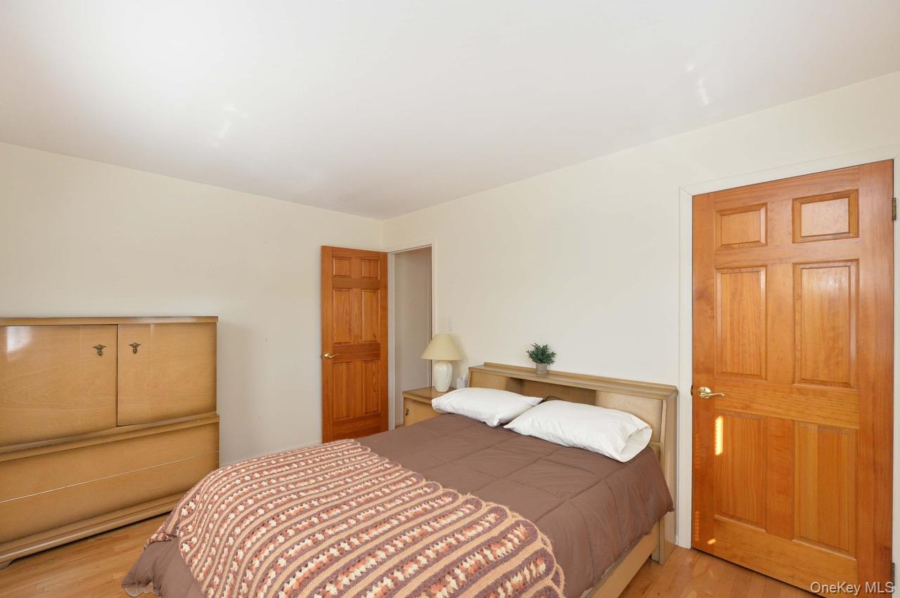 #19 photo, 13 Park Terrace, Valley Cottage , NY 10989