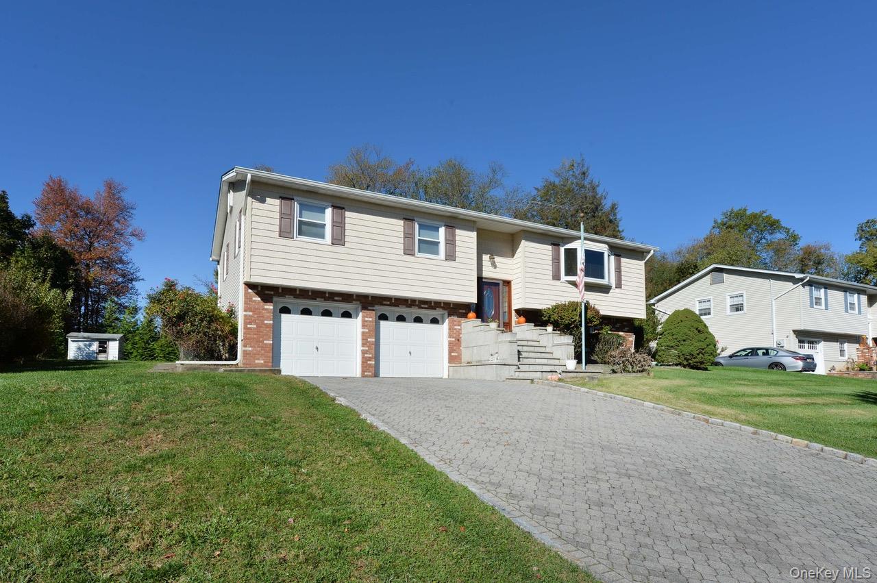 #3 photo, 13 Park Terrace, Valley Cottage , NY 10989