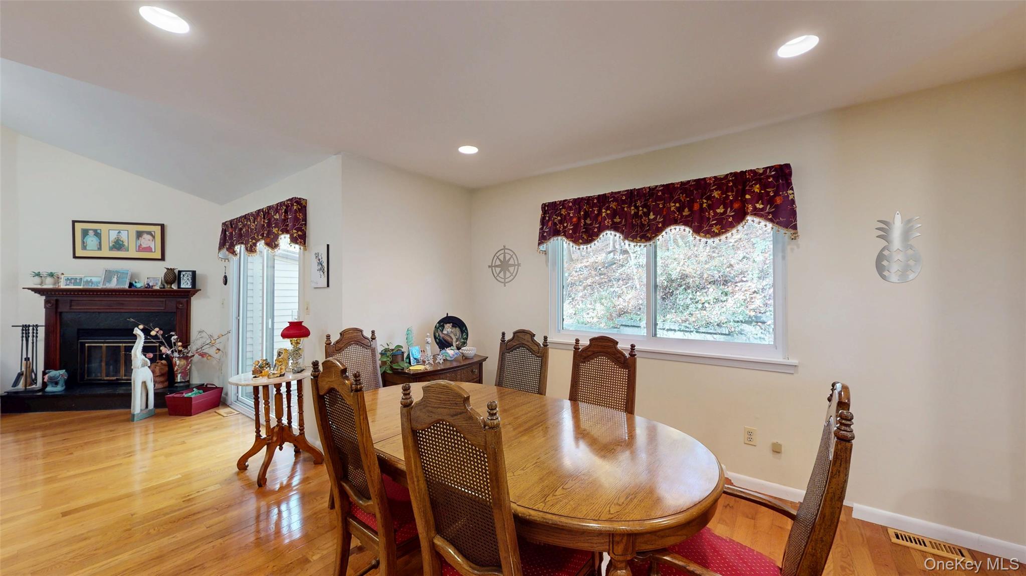 #9 photo, 15 Cherry Court, Highland Mills , NY 10930