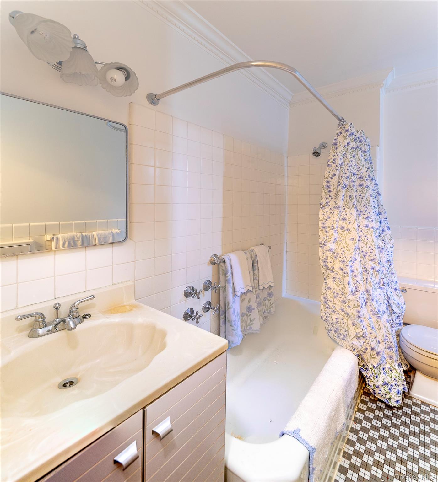 #13 photo, 3 Midland Gardens, ブロンクス区 Bronxville , NY 10708