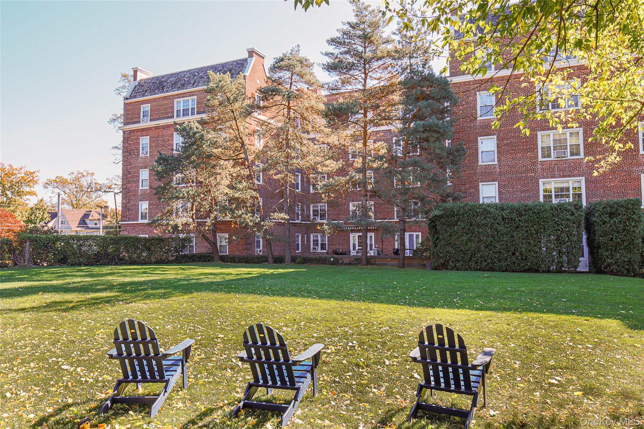 #15 photo, 3 Midland Gardens, ブロンクス区 Bronxville , NY 10708