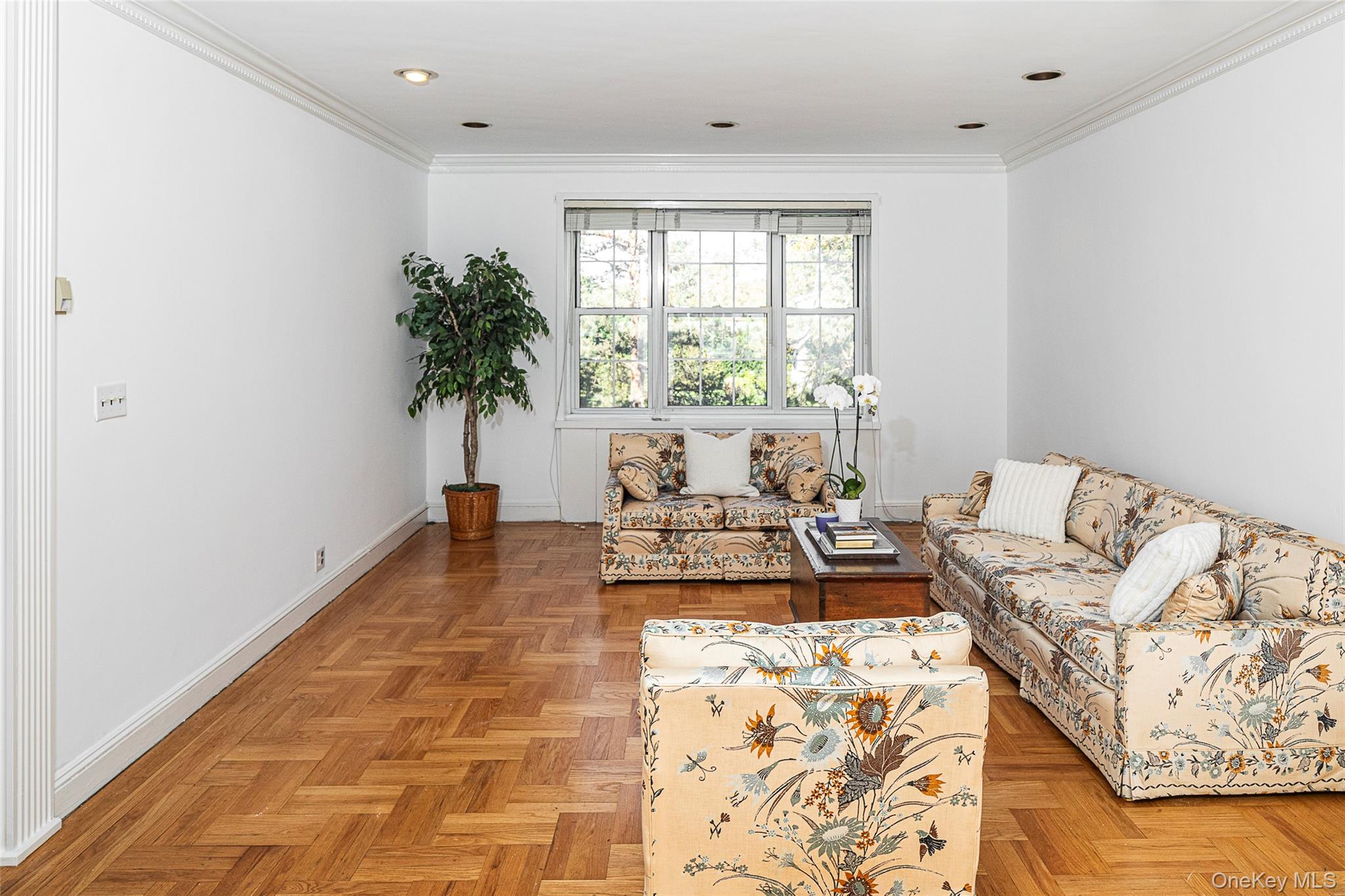 #3 photo, 3 Midland Gardens, ブロンクス区 Bronxville , NY 10708