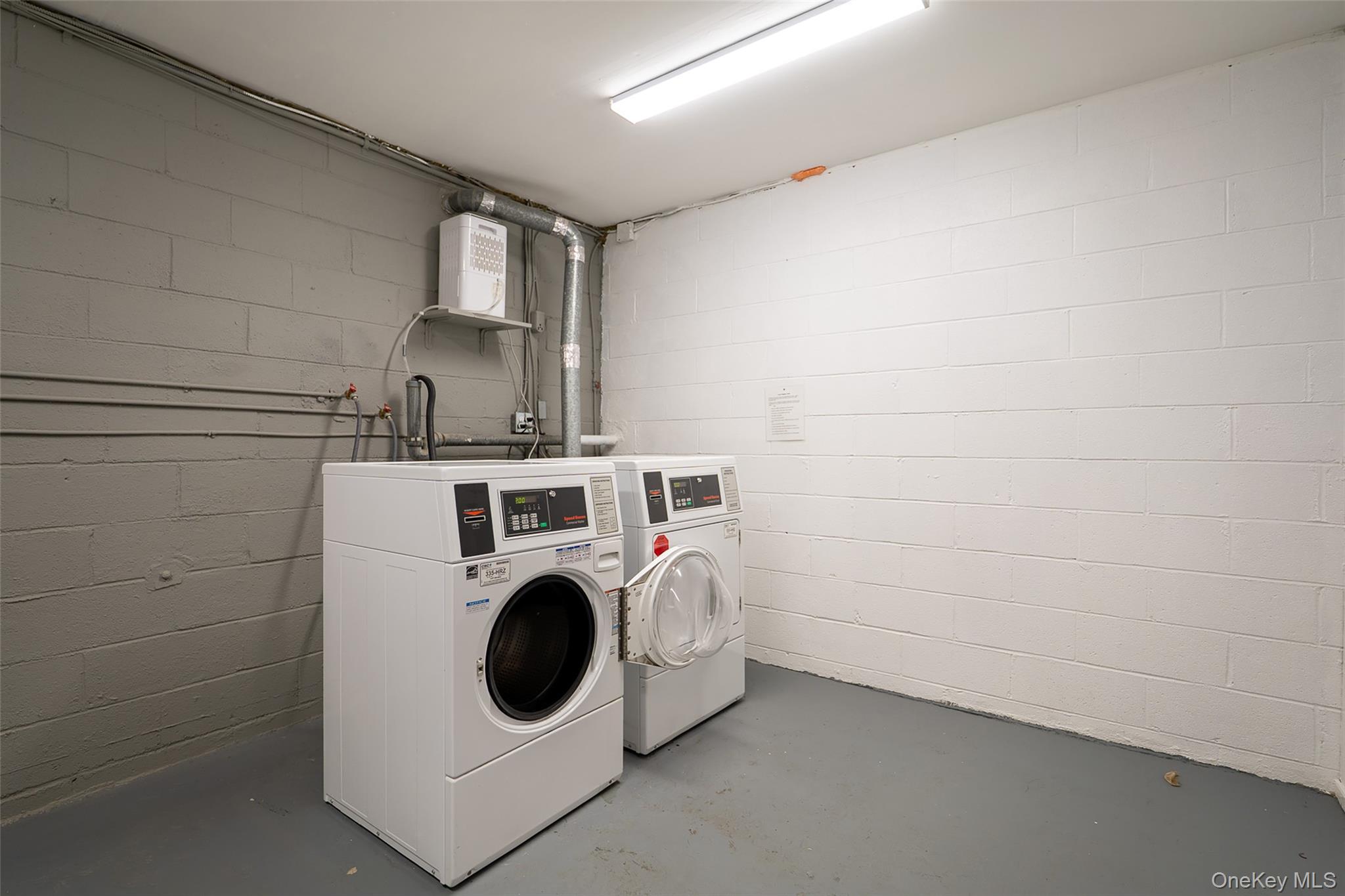 #19 photo, 806 Mountainside Drive, Southfields , NY 10975