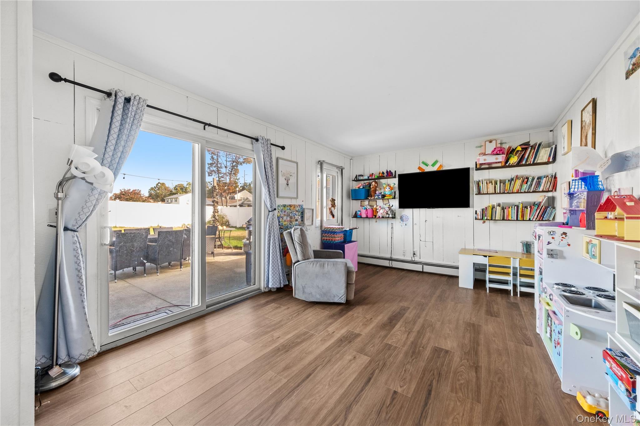 #15 photo, 270 Singingwood Drive, サフォーク郡 Holbrook , NY 11741