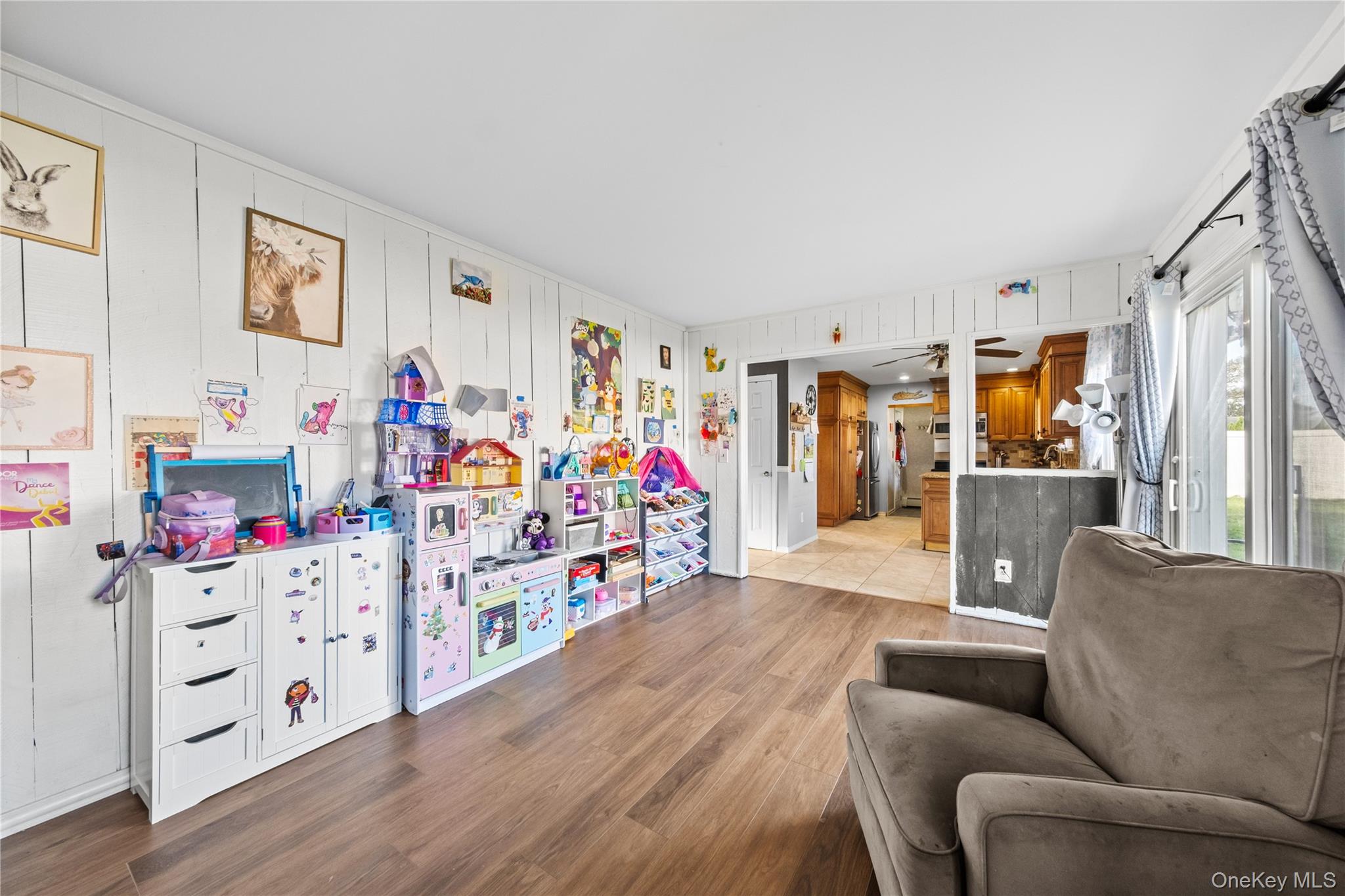 #17 photo, 270 Singingwood Drive, サフォーク郡 Holbrook , NY 11741