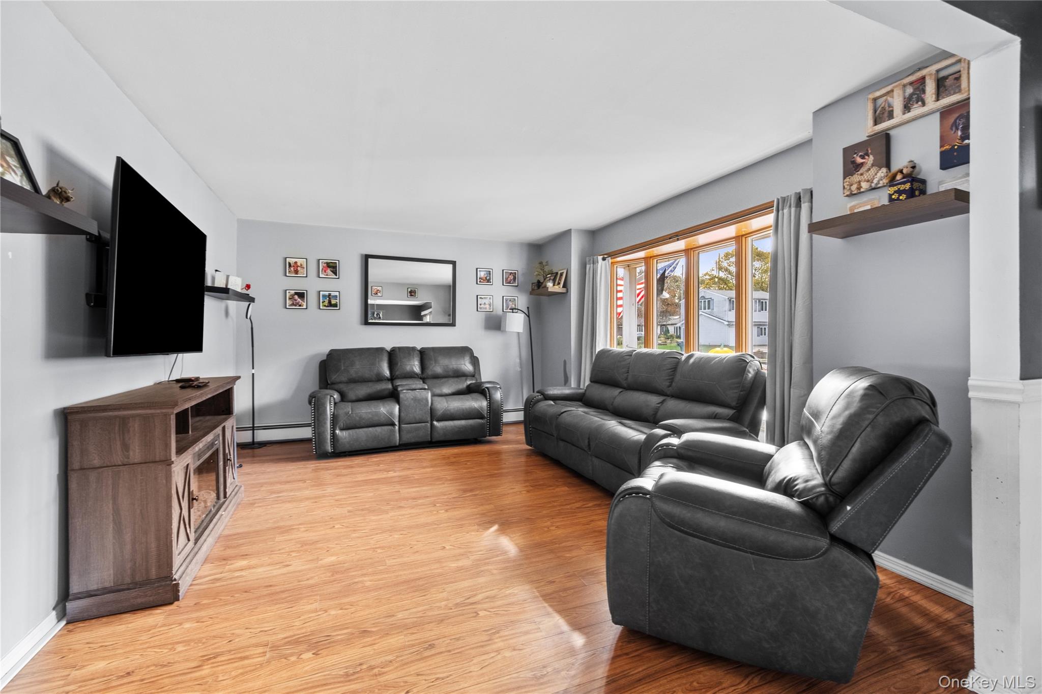 #7 photo, 270 Singingwood Drive, サフォーク郡 Holbrook , NY 11741