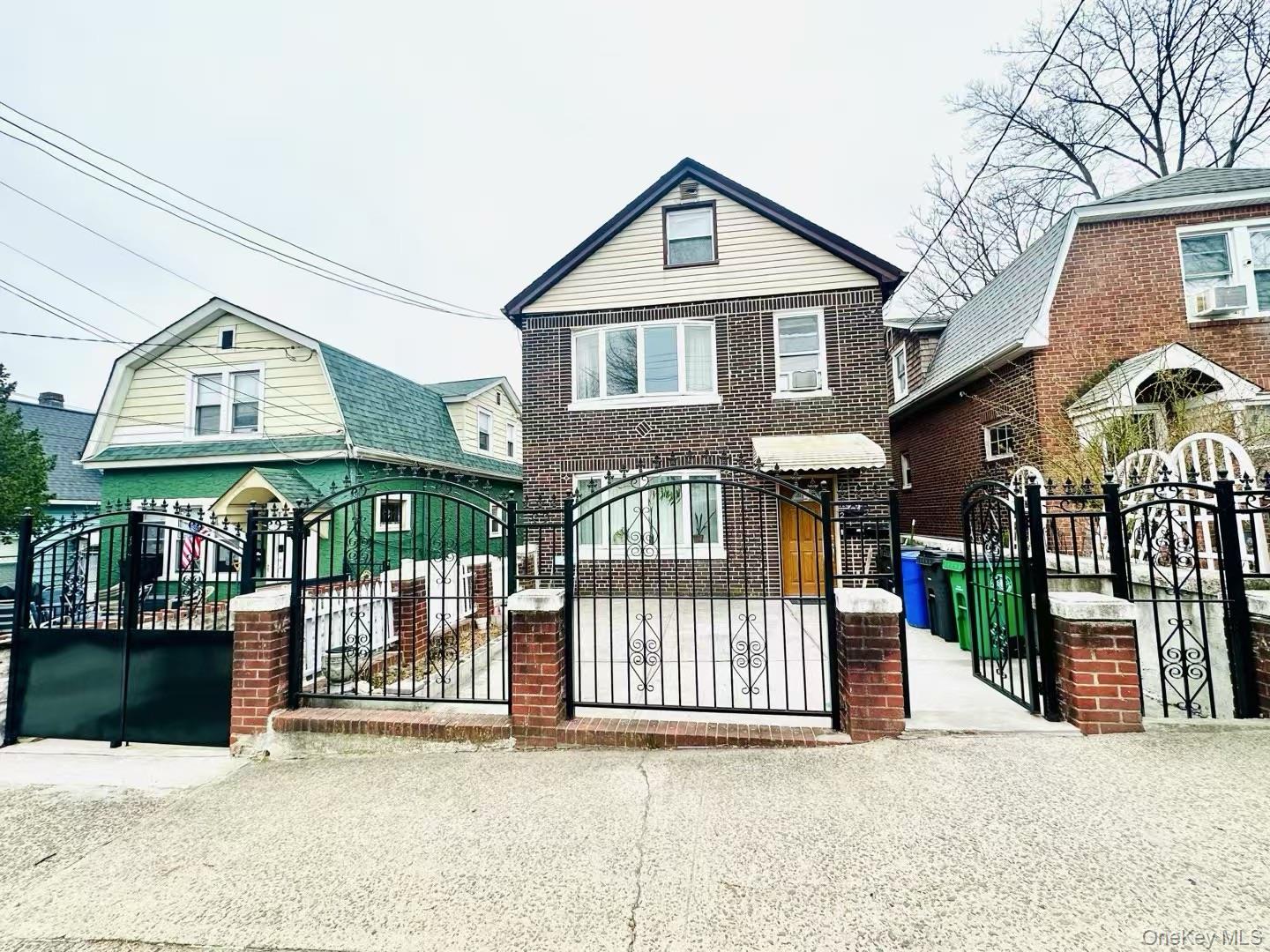 #1 photo, 124-06 26th Avenue, クイーンズ区 College Point , NY 11356