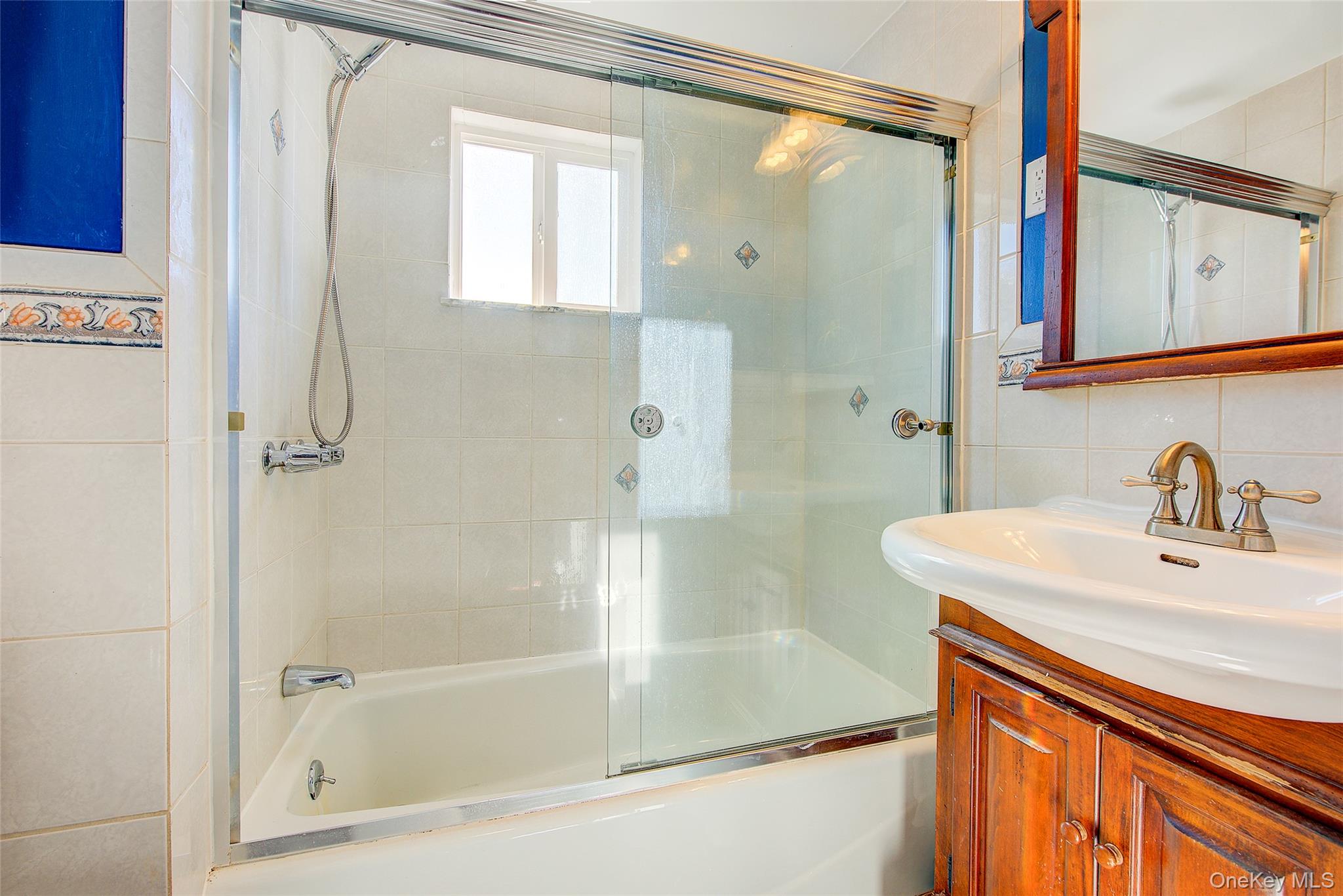 #16 photo, 35 Jackson Avenue, ナッソー郡 Bethpage , NY 11714