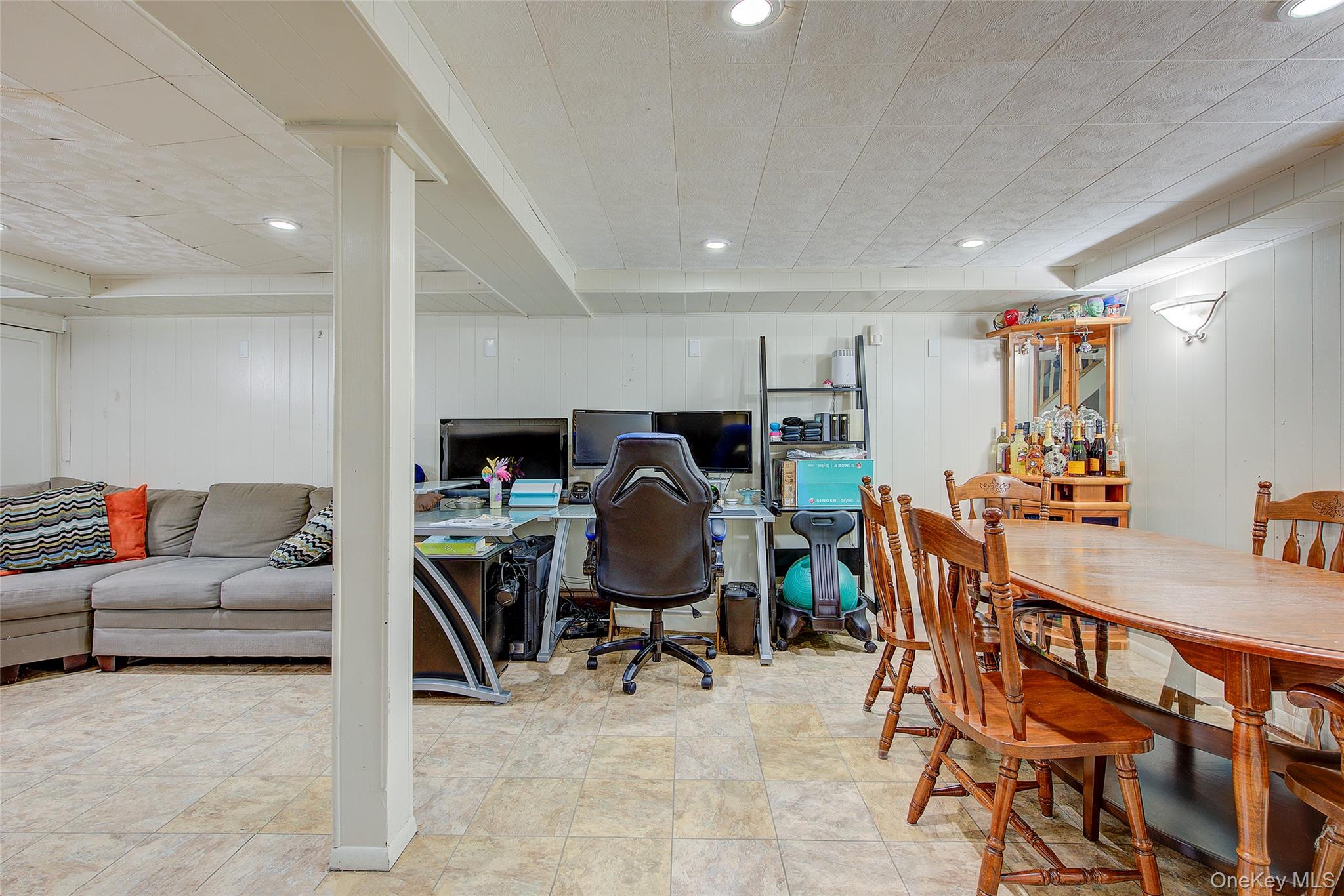 #20 photo, 35 Jackson Avenue, ナッソー郡 Bethpage , NY 11714